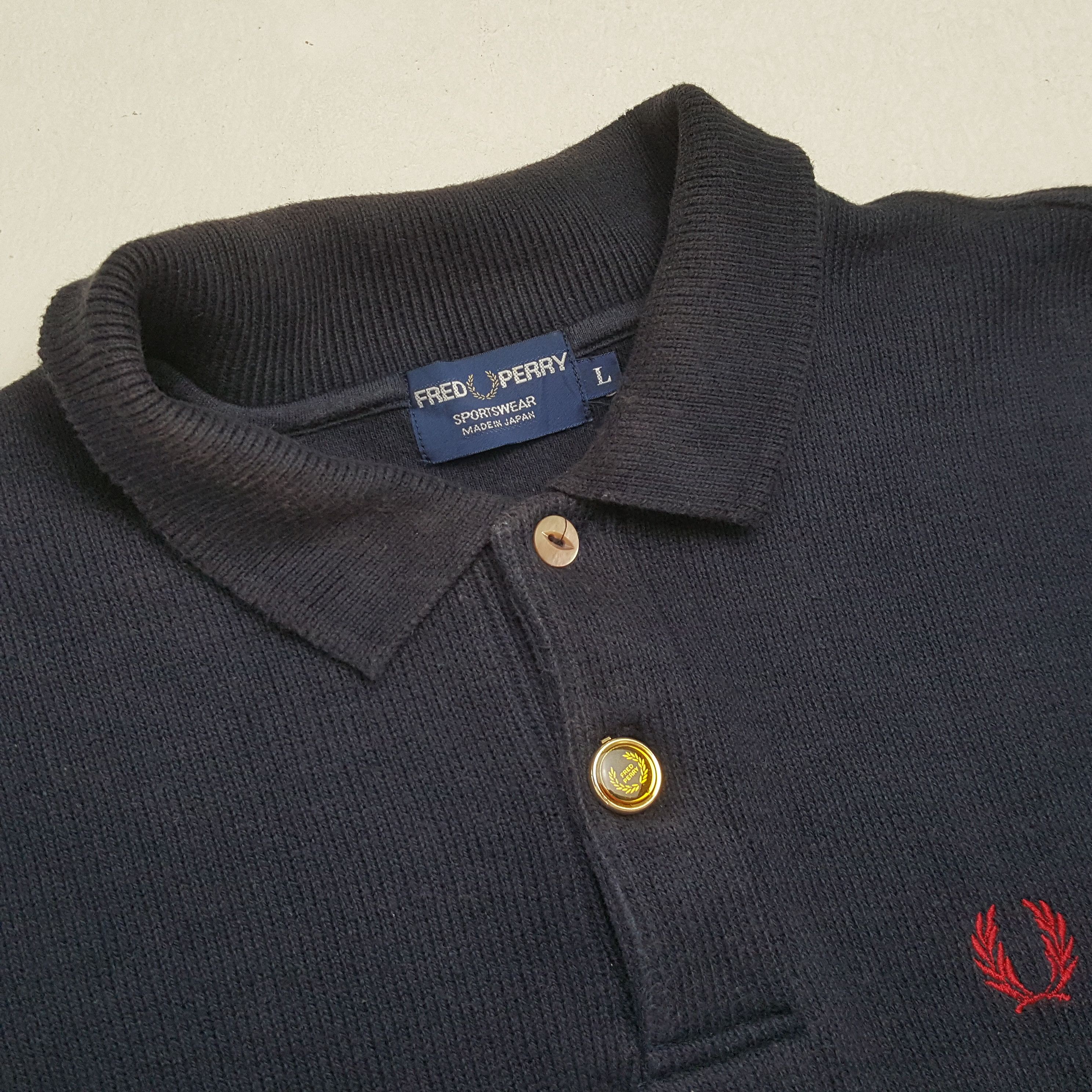 Fred Perry × Japanese Brand × Vintage Vintage FRED PERRY Fashion Brand Collar Design Sweatshirt Size US M / EU 48-50 / 2 - 9 Thumbnail