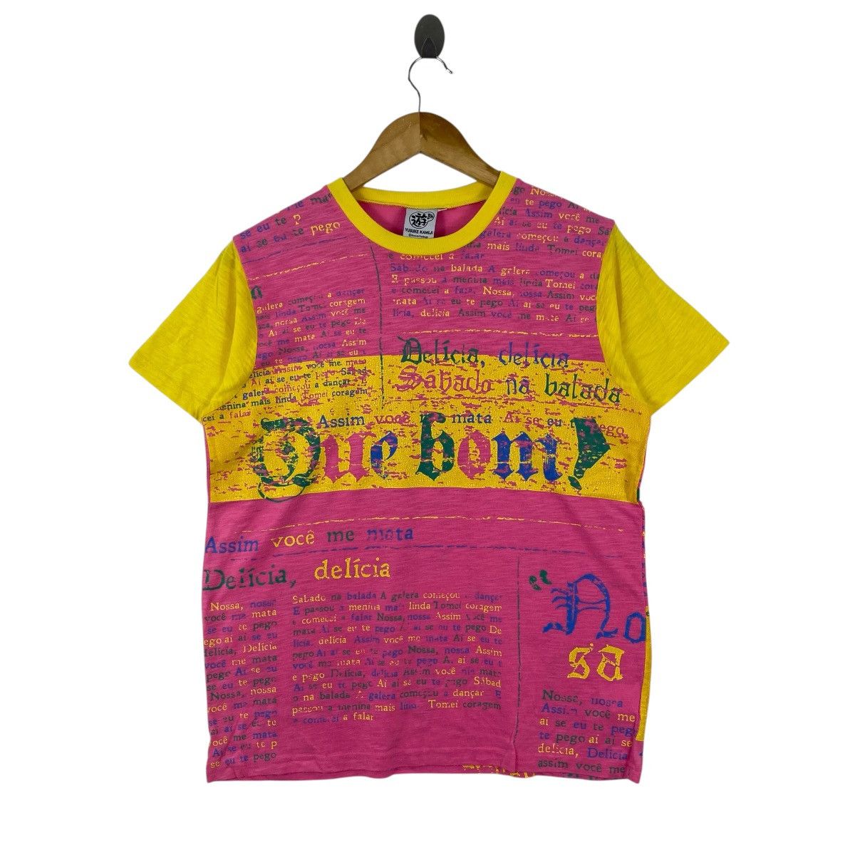 Vintage Yusuke Kamiji "Que Bom" Japan Text Tee Pink Yellow Sz M Rare Size US M / EU 48-50 / 2 - 1 Thumbnail