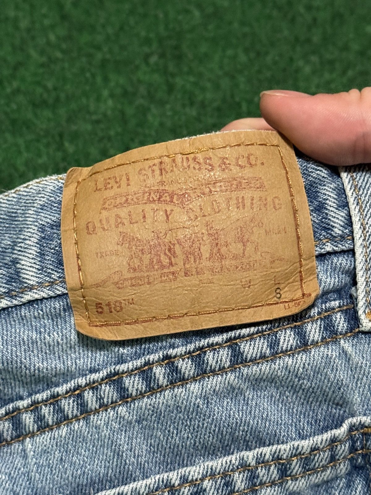 Levi's Vintage Clothing Vintage Levi’s 518 Super Low Rise Bootcut Flare 30x30 Jeans Size 30" / US 8 / IT 44 - 3 Thumbnail