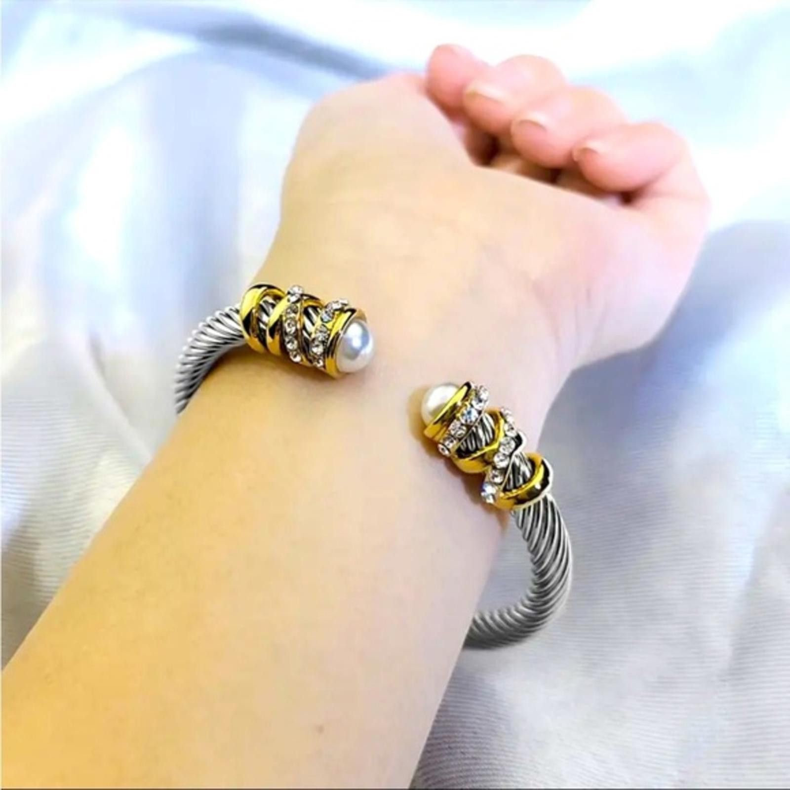 Designer Twisted Cable Cuff Bracelet NWT Size ONE SIZE - 1 Thumbnail