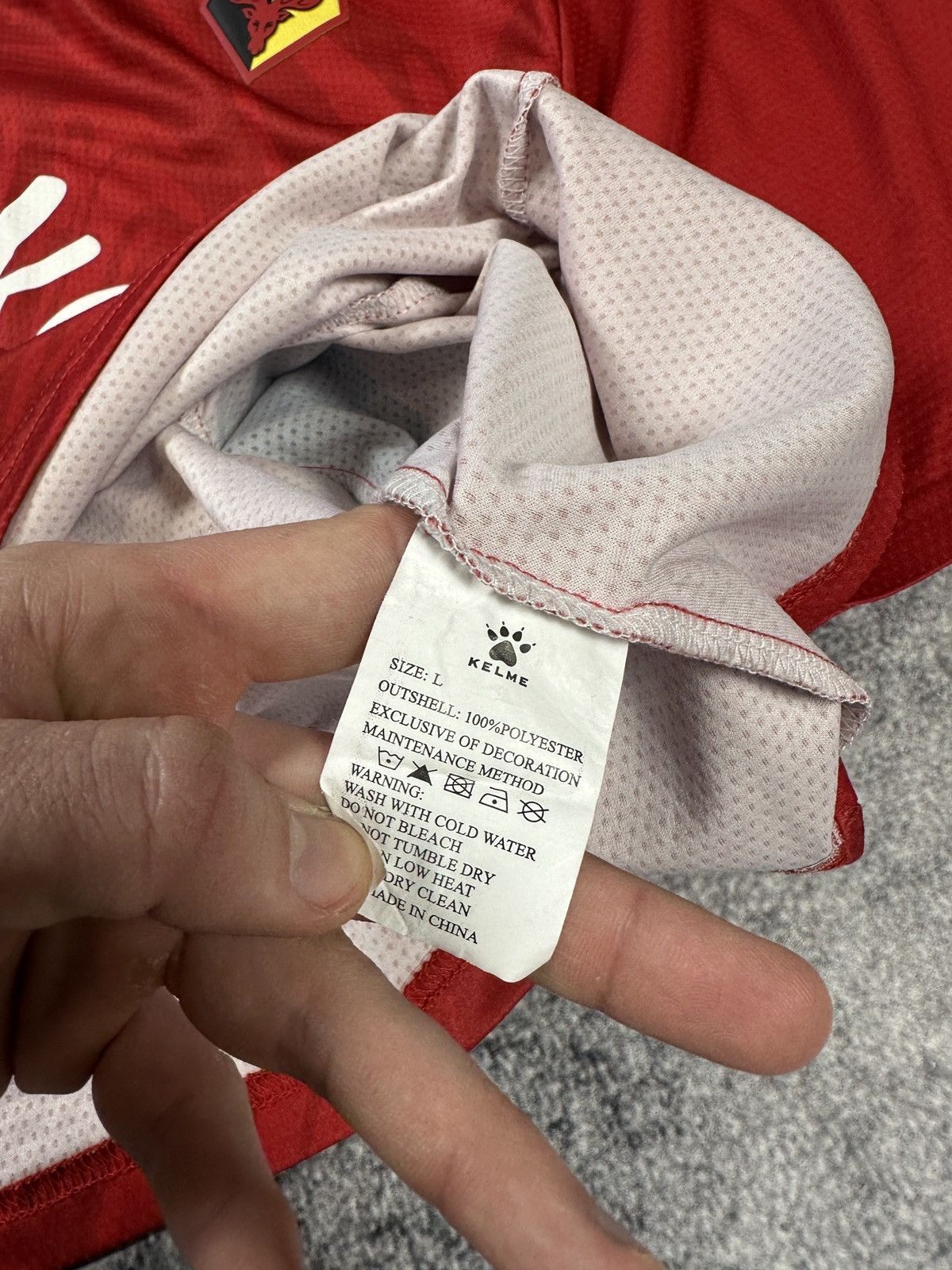 Other Kelme Watford Soccer Jersey Streetwear Rare Casual L England Size US L / EU 52-54 / 3 - 5 Thumbnail