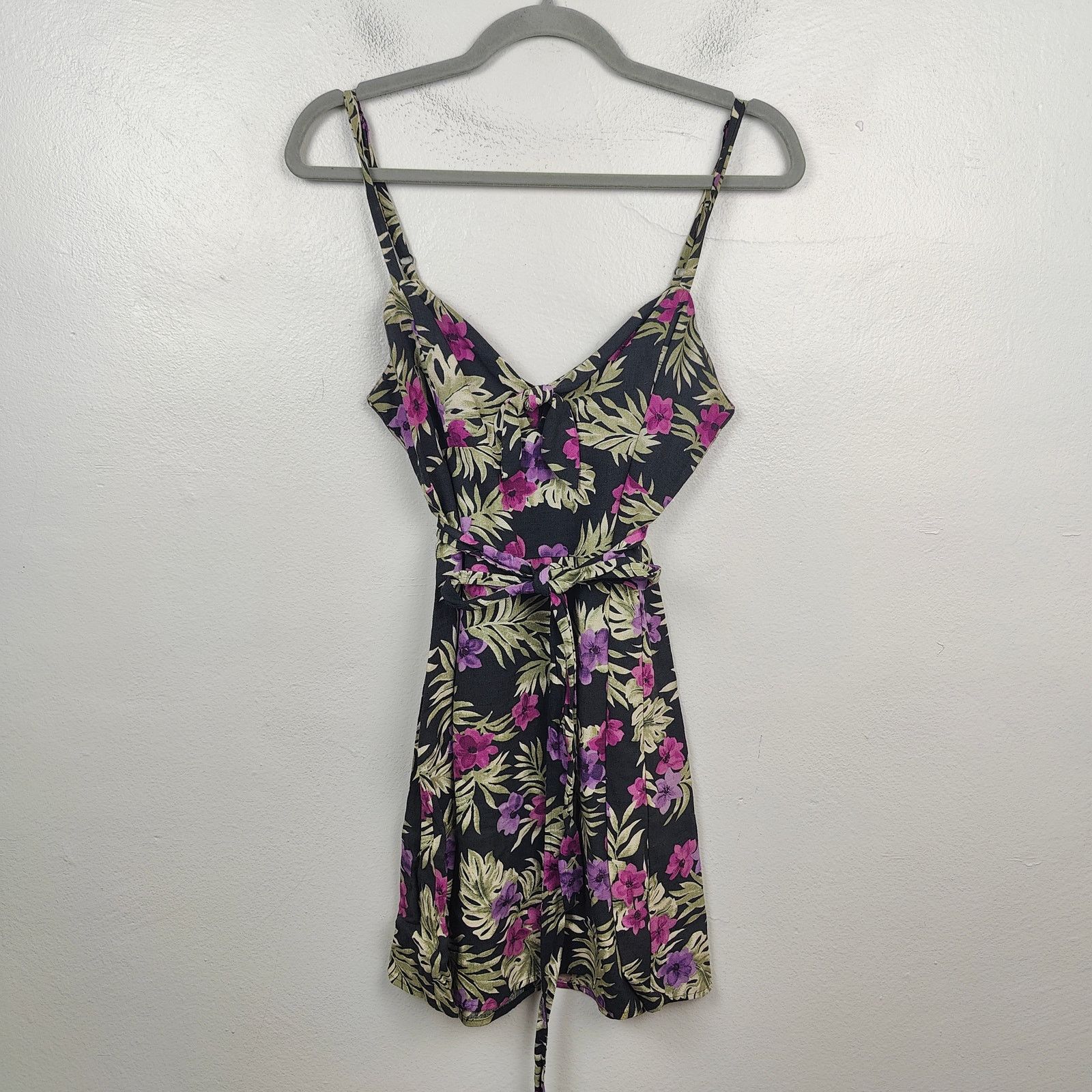Other Reformation Beliz Dress Size 8 Purple Black Lanai Floral Size S / US 4 / IT 40 - 1 Thumbnail