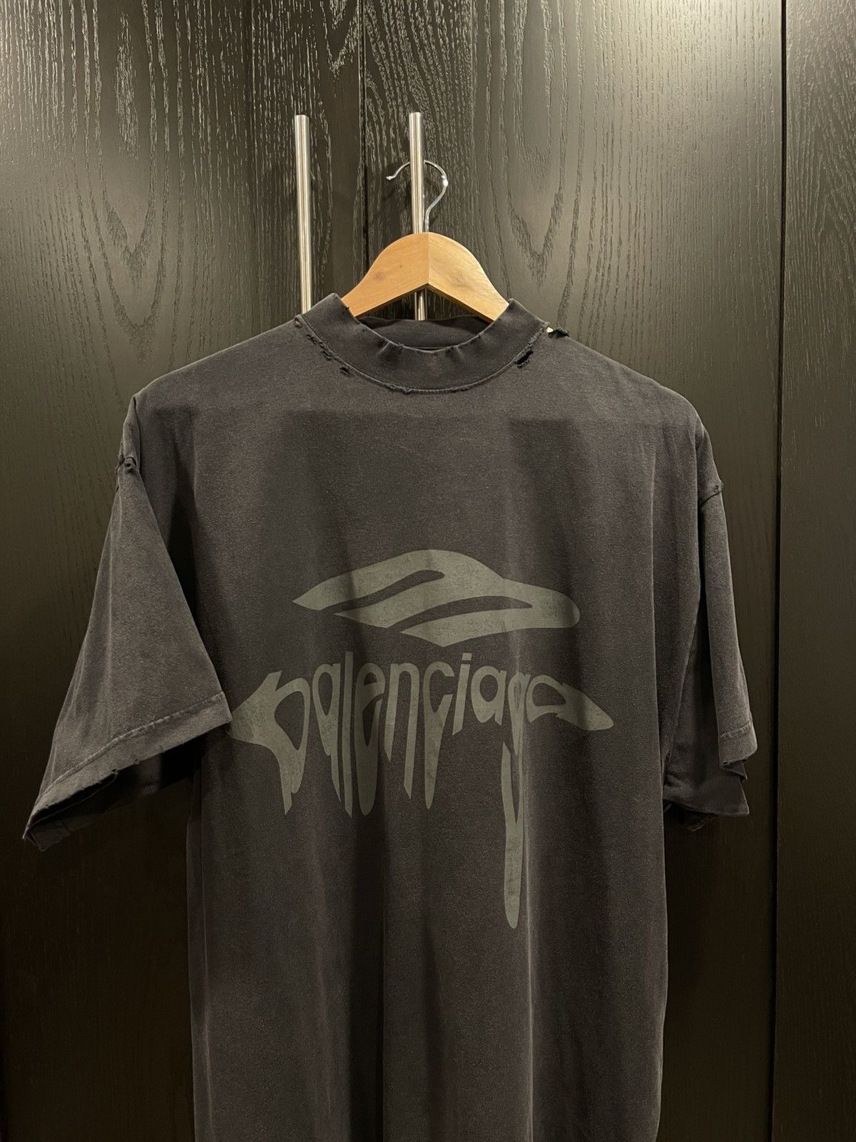 Balenciaga Balenciaga Liquid Logo T Size US S / EU 44-46 / 1 - 1 Thumbnail