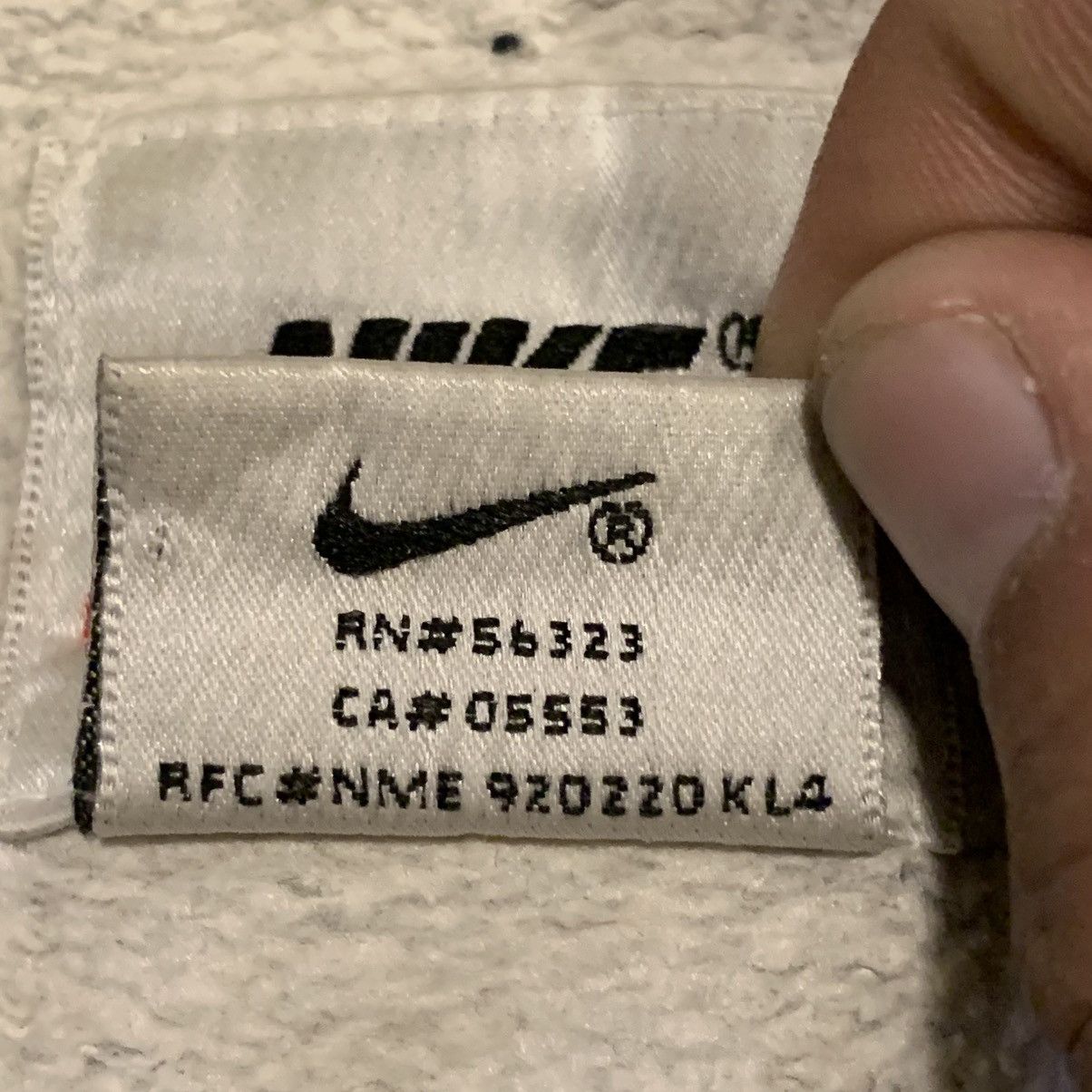 Nike Vintage 90s Nike "Mini Swoosh" Hoodie – XL (Boxy Fit) Size US XL / EU 56 / 4 - 5 Thumbnail