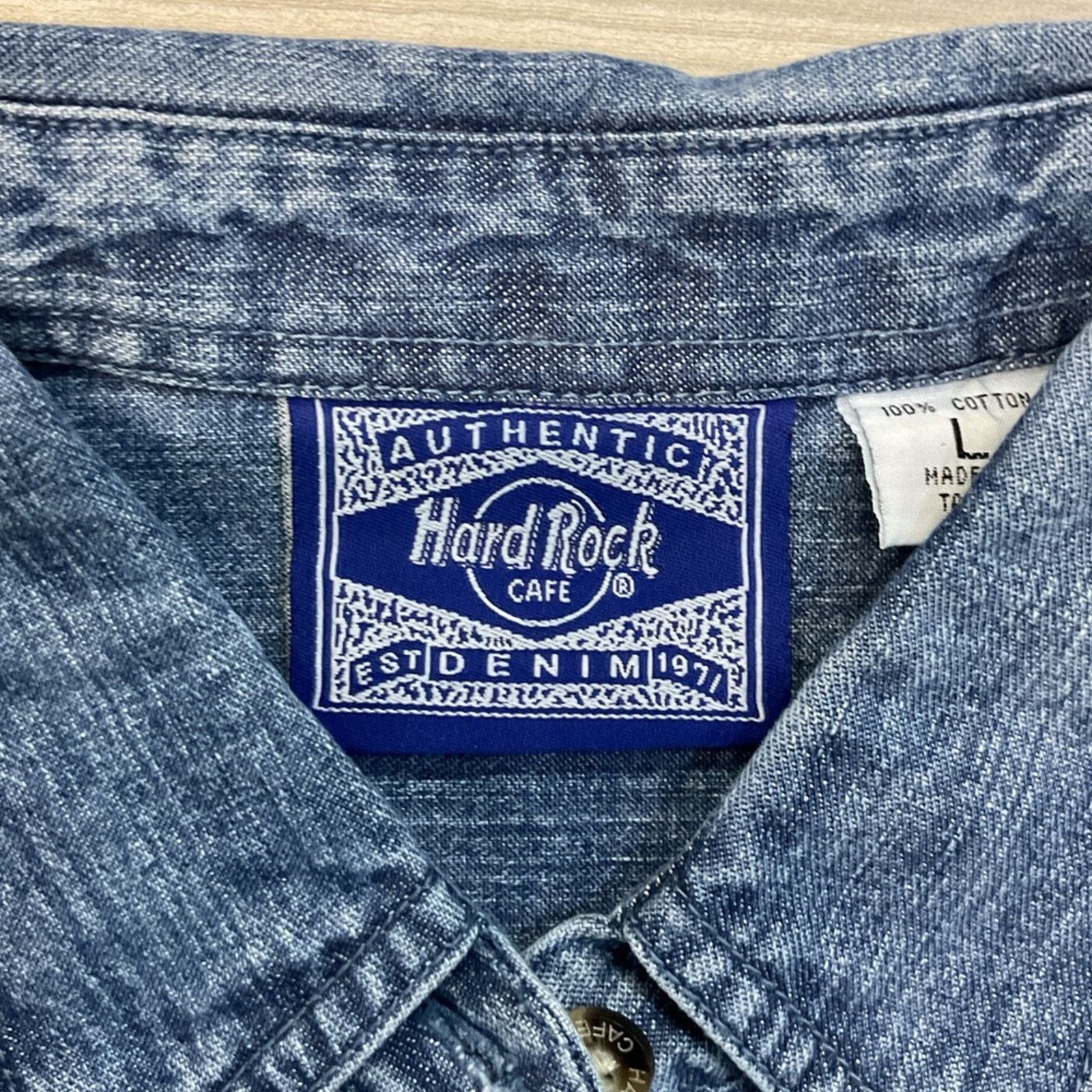 Hard Rock Cafe Vintage Cleveland Hard Rock Cafe Button-Up Shirt Size US L / EU 52-54 / 3 - 4 Thumbnail