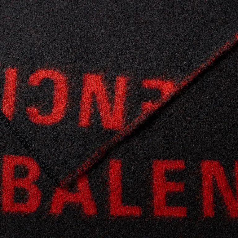 Balenciaga o1bcso1str1024 Size: OS / Allover Logo Macro Scarf Black/Red Size ONE SIZE - 2 Thumbnail