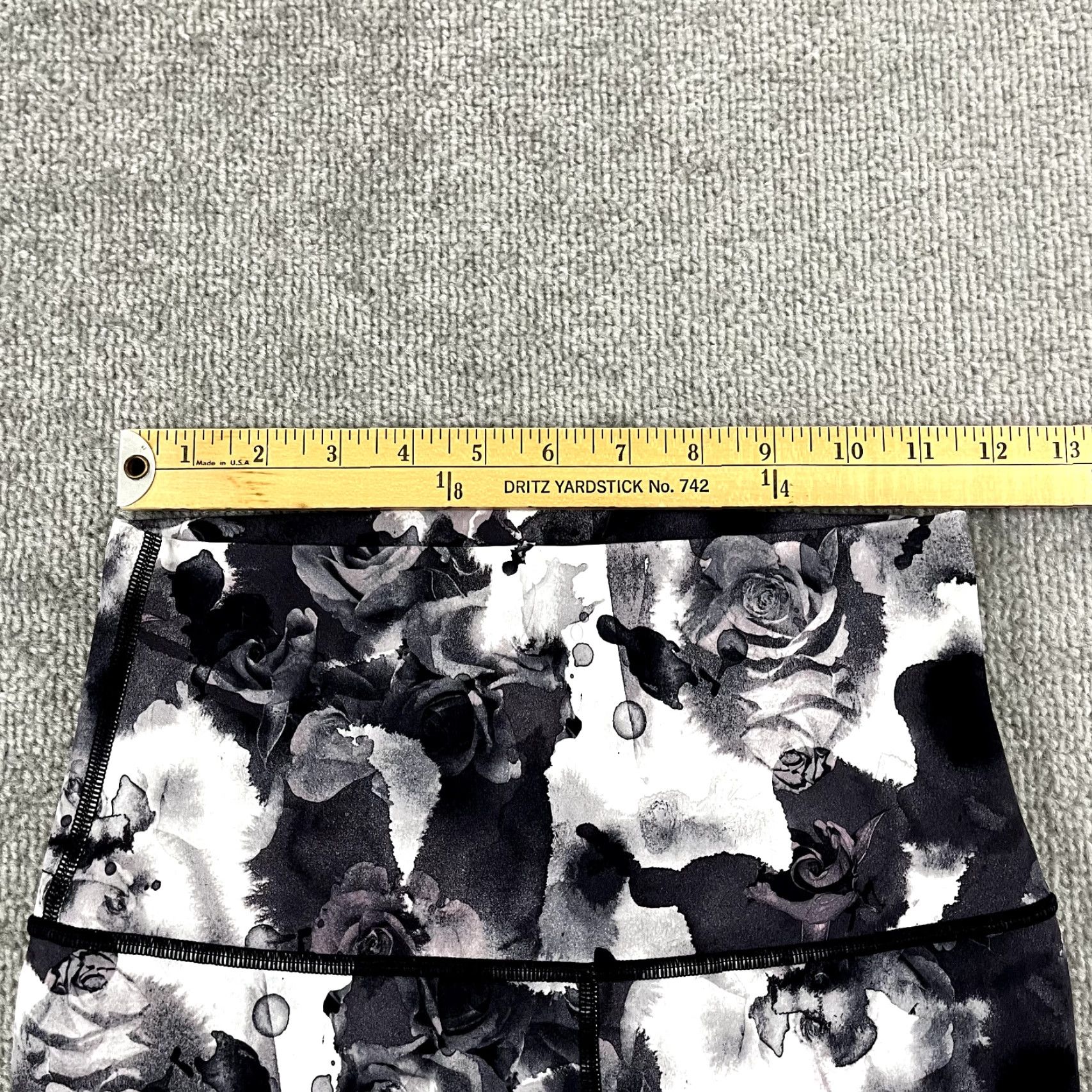 Lululemon LULULEMON Leggings Womens Size 6 WUNDER UNDER Mid Rise Black Floral Obscurred Size 28" / US 6 / IT 42 - 5 Thumbnail
