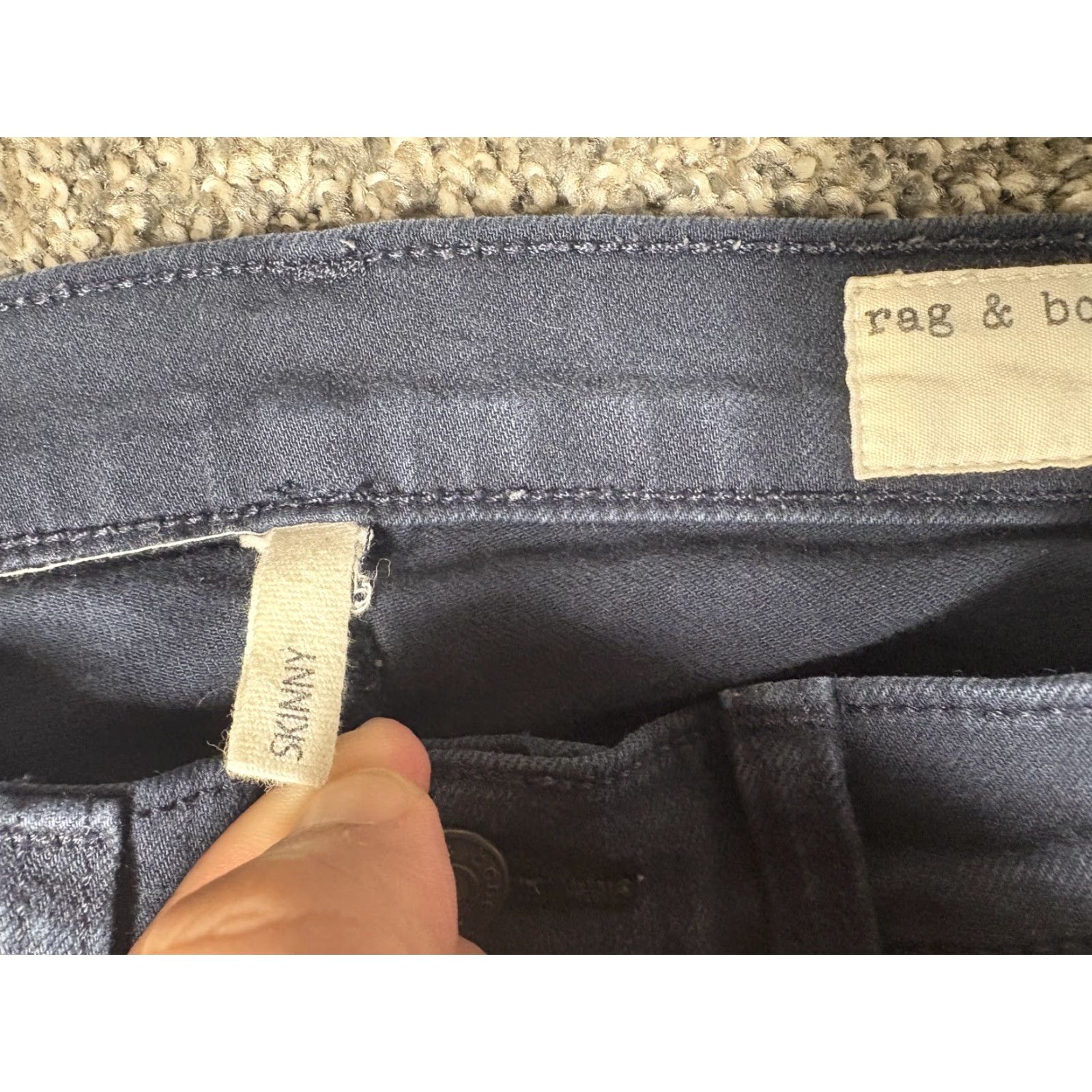 Rag & Bone **Rag & Bone Jeans Women's 26 Black Cotton Mid-Rise Skinny Leg** User: **Rag & Bone Jeans Women's 26 Black Cotton Mid-Rise Skinny Leg** Size 26" / US 2 / IT 38 - 4 Thumbnail
