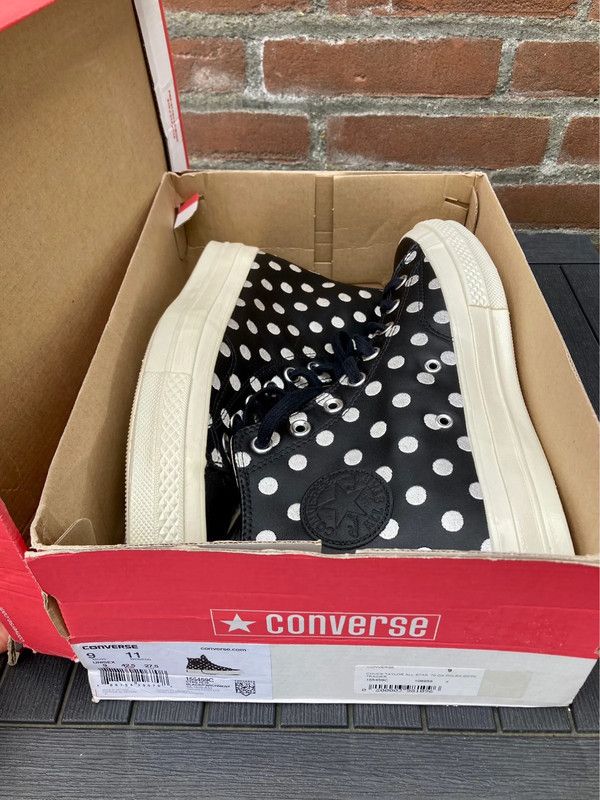 Converse all star hi chucks 1970 polka dots 9 42.5 new ds Size US 9 / EU 42 - 7 Thumbnail