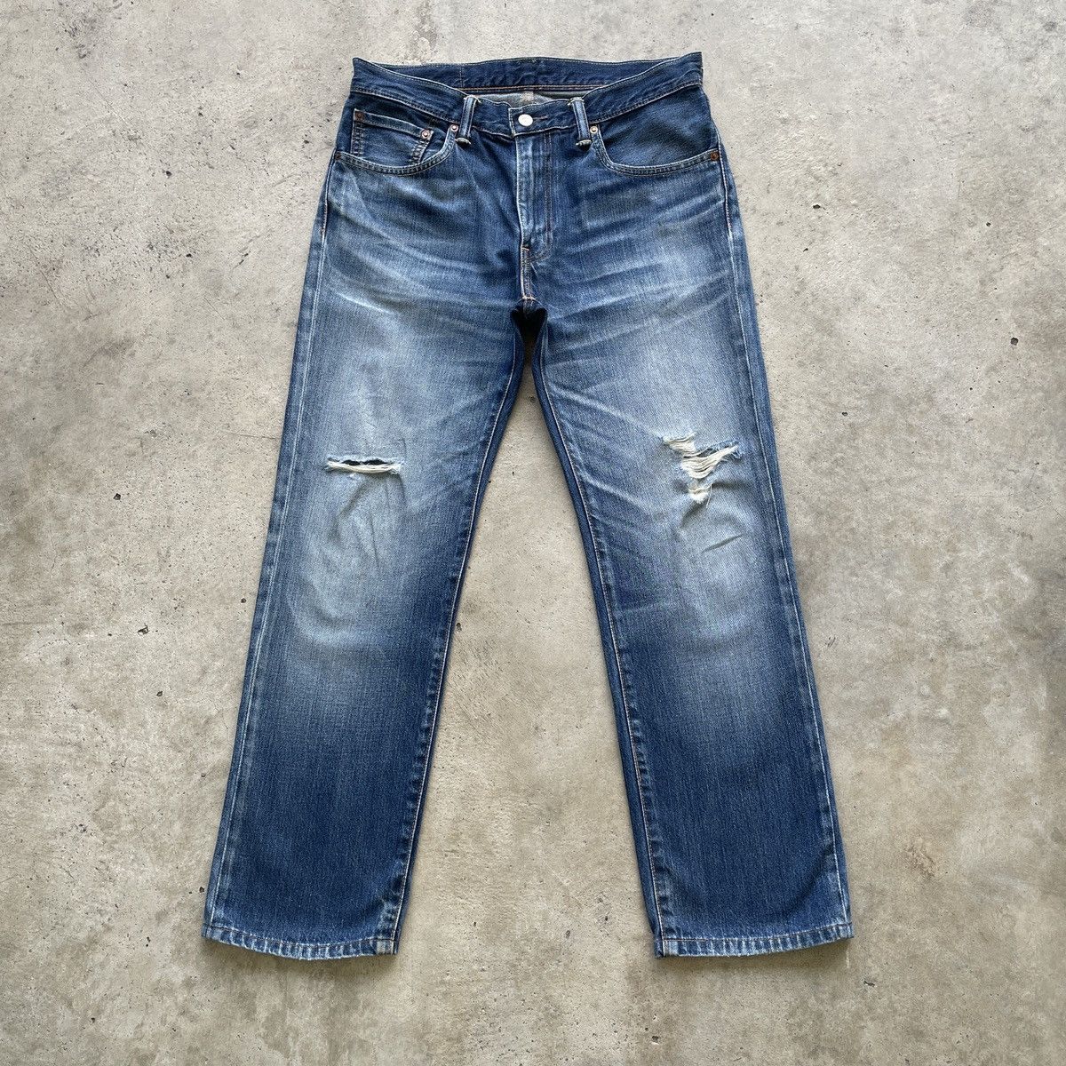 Jean × Levi's Levi’s 502 Faded Blue Distressed Jeans Denim Pants W32x29 Size US 32 / EU 48 - 1 Thumbnail