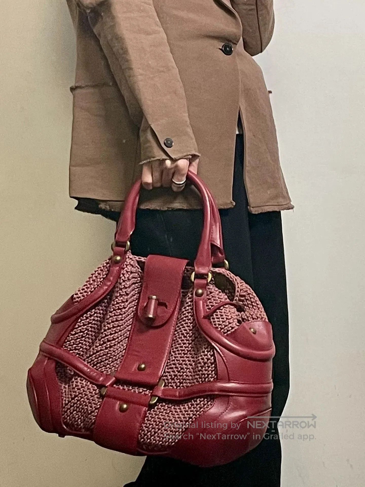 Alexander McQueen alexander mcqueen red leather bag. Size ONE SIZE - 1 Thumbnail