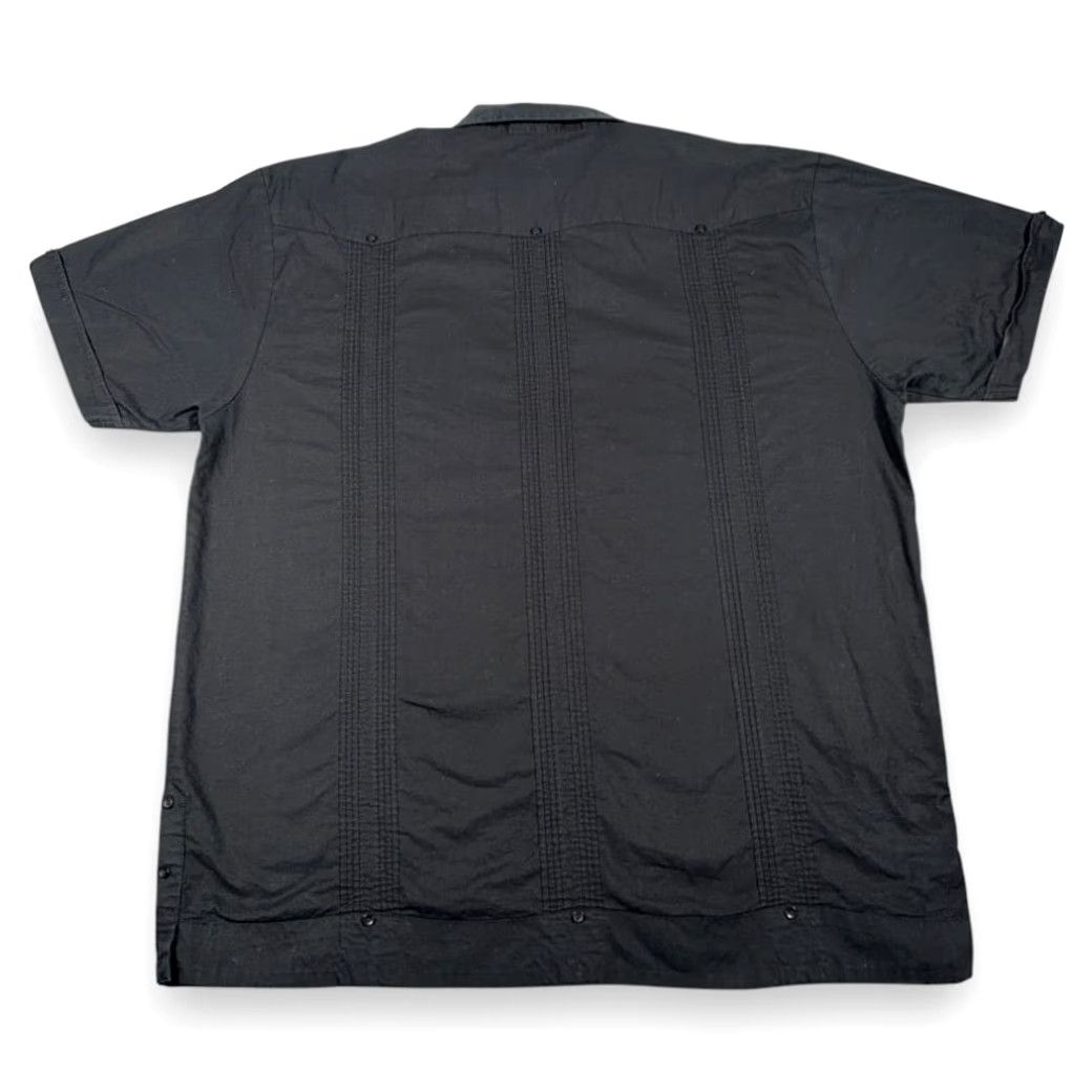 Vintage VINTAGE Steve Barrys Shirt Adult 2XL Black Guayabera Camp Resort Cuban Y2K Mens Shirt Size US XXL / EU 58 / 5 - 3 Thumbnail