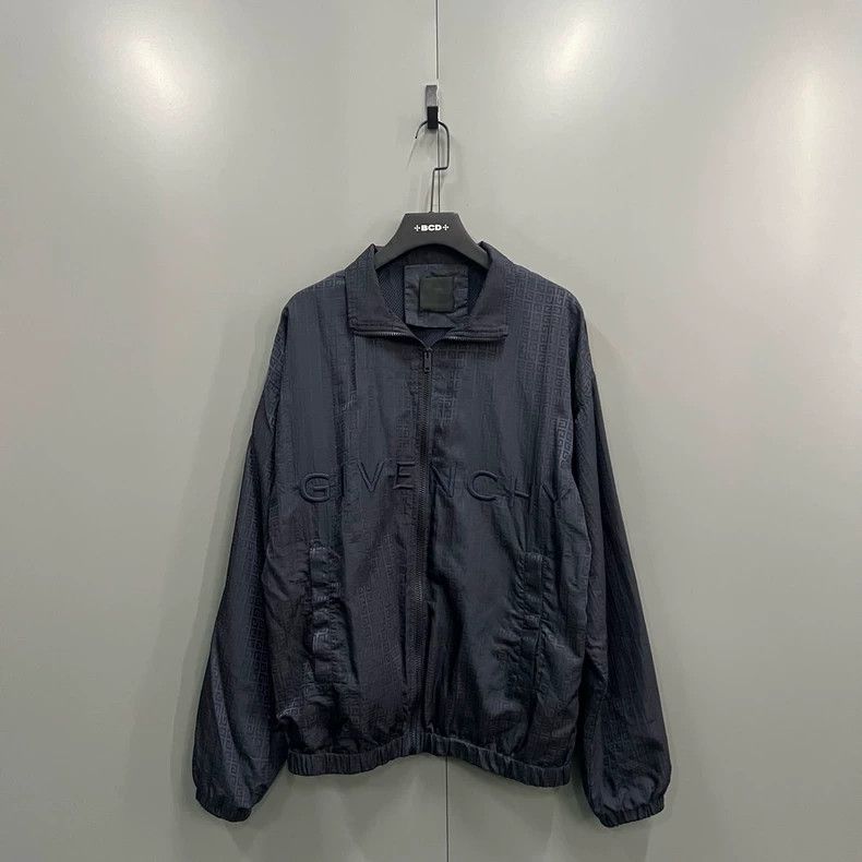 Givenchy Givenchy Size52 Letter Embroidered Jacket (52 Size / 95/100 Size US M / EU 48-50 / 2 - 1 Thumbnail