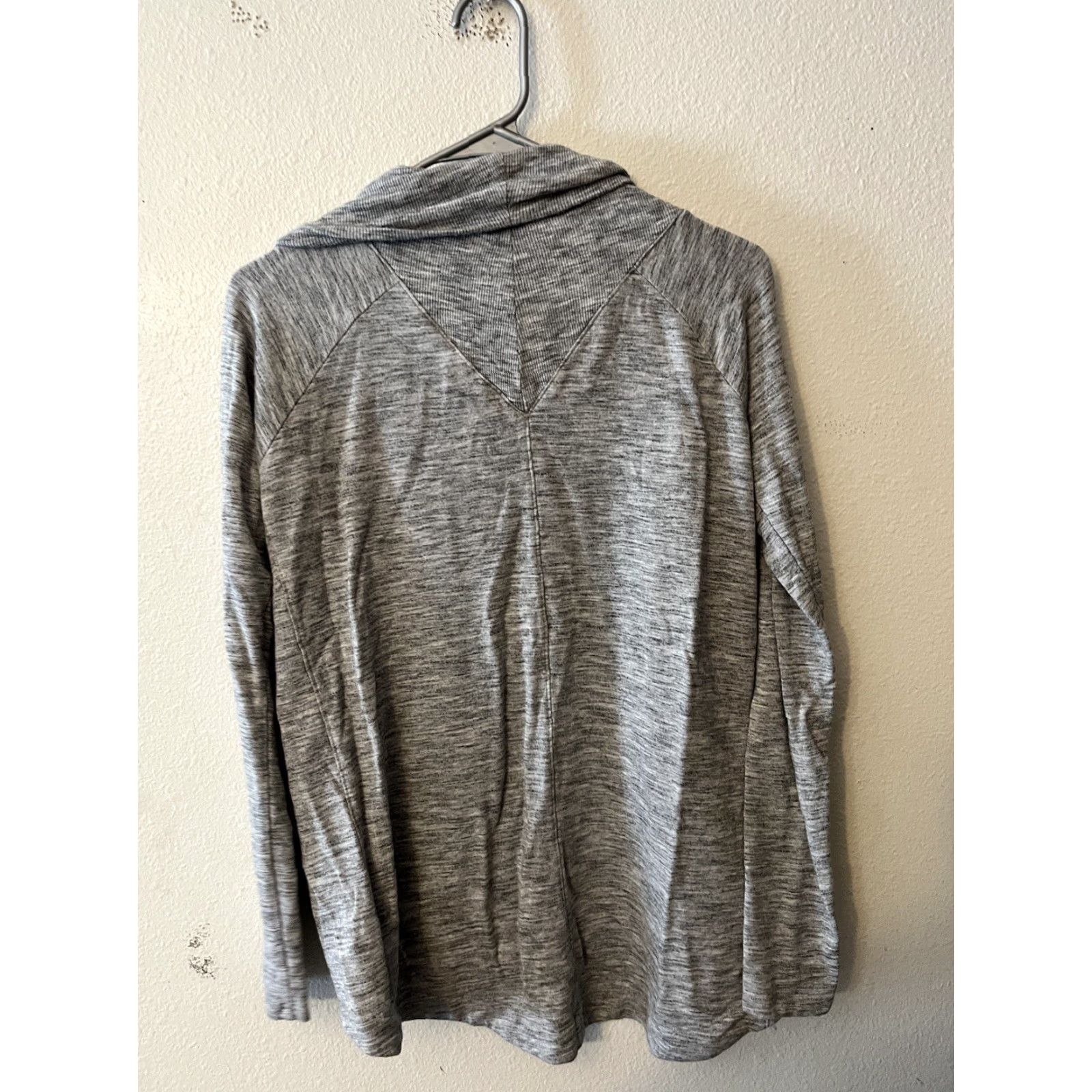 Athleta Athleta Cardigan Sweater Womens XS Gray Lightweight Open Front Drape Solid Women's Size XS Size XS / US 0-2 / IT 36-38 - 2 Thumbnail