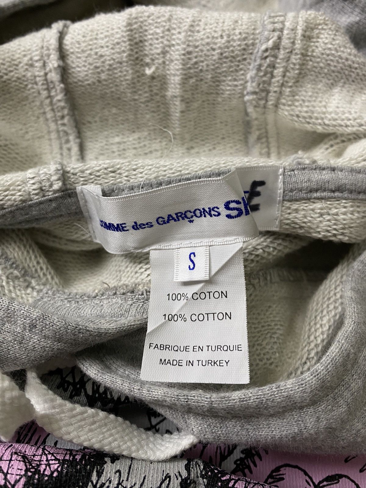 Comme des Garcons COMME DES GARCONS x KAWS HOODIE. Size US S / EU 44-46 / 1 - 8 Thumbnail