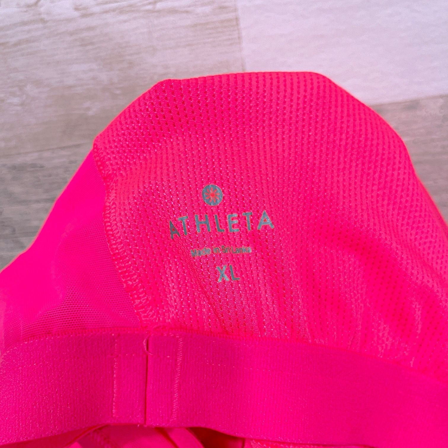 Athleta Athleta Built In Bra Tank Top Hot Pink Racerback Active XL Size XL / US 12-14 / IT 48-50 - 6 Thumbnail