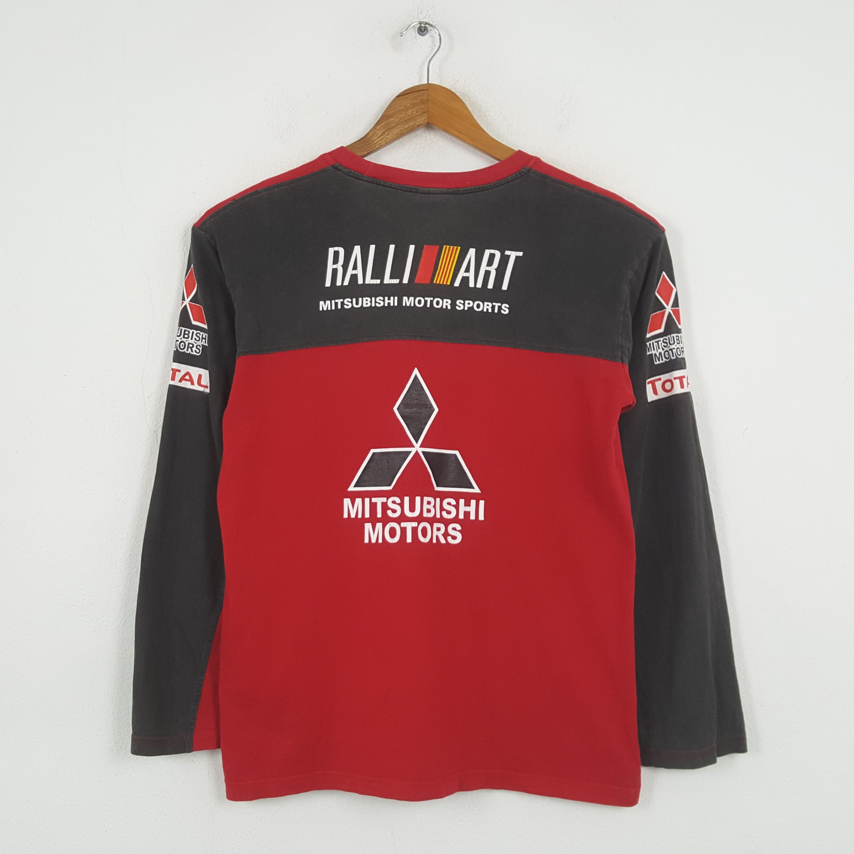 Japanese Brand × Vintage Vintage MITSUBISHI MOTORS Racing Team T-shirt C285N77 Size US L / EU 52-54 / 3 - 3 Thumbnail