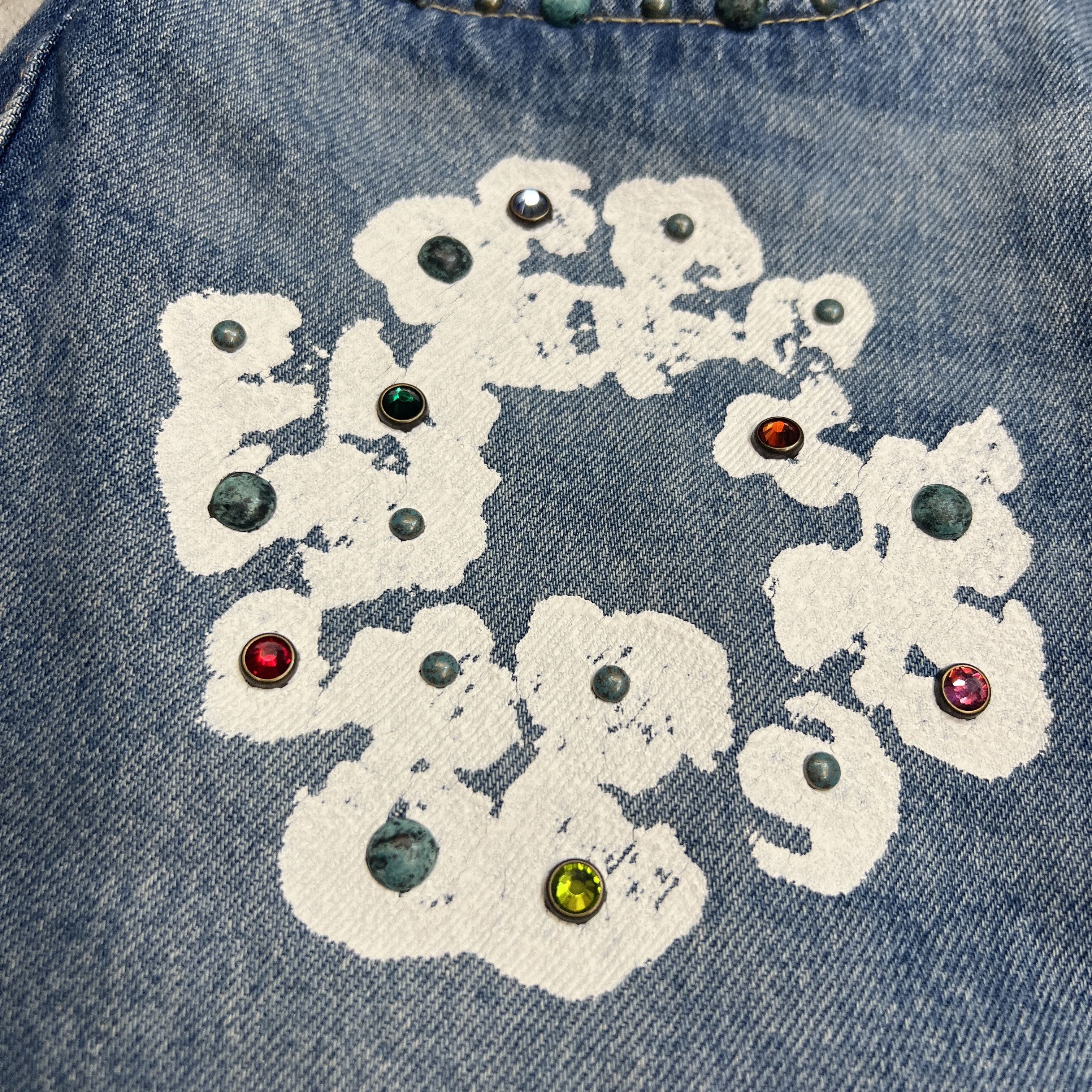 DENIM TEARS Denim Tears Levis Rhinestone Blue Jeans Wreath Print Size 38 Size US 38 / EU 54 - 6 Thumbnail