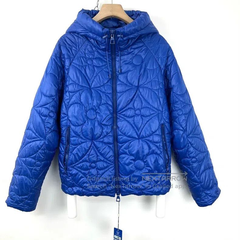 Louis Vuitton Louis Vuitton Blue three flower full print dark grain embo Size US M / EU 48-50 / 2 - 1 Thumbnail