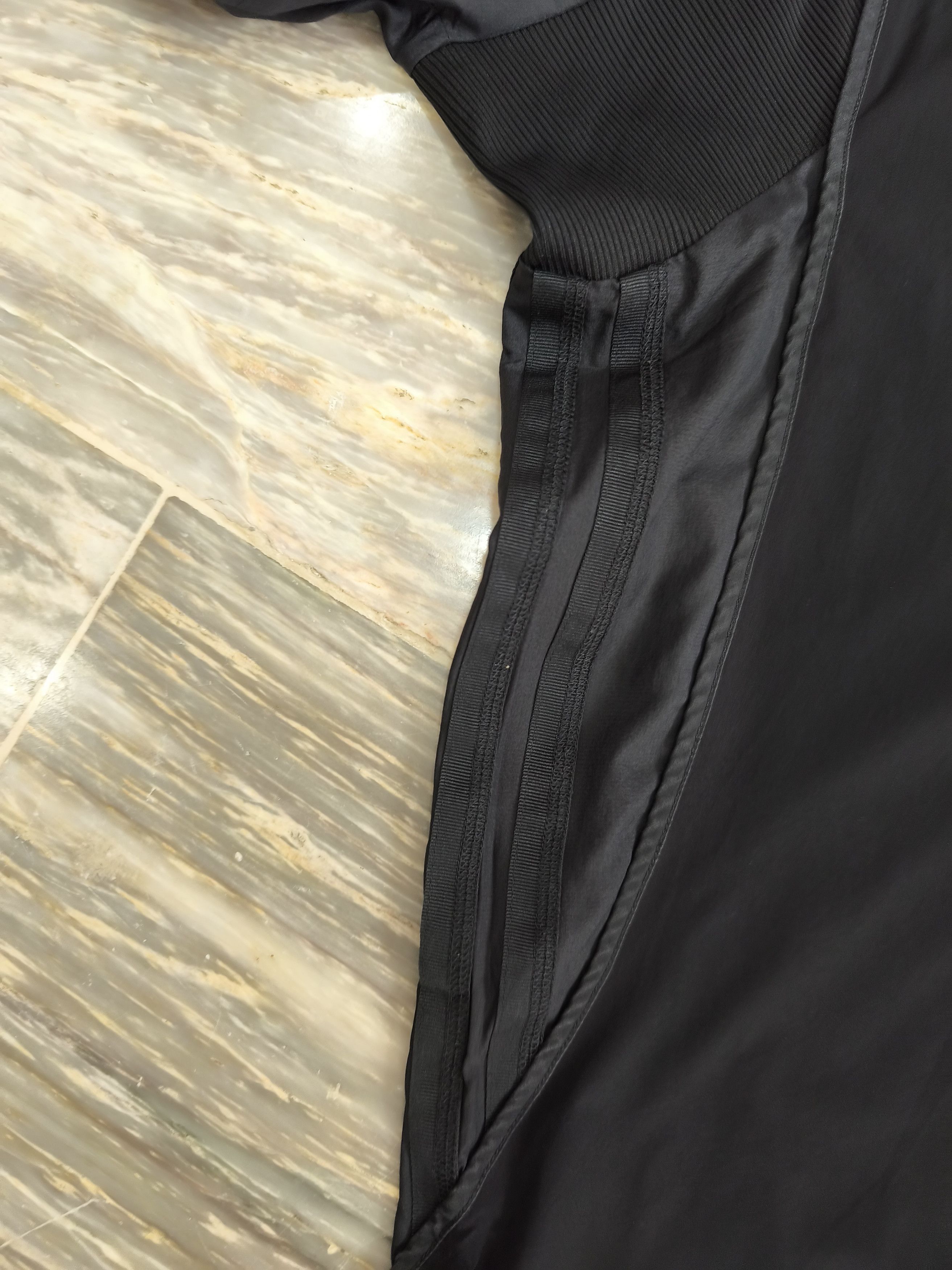 Y-3 Y-3 Stretch Nylon Switching Design T Shirt Black Size US S / EU 44-46 / 1 - 5 Thumbnail