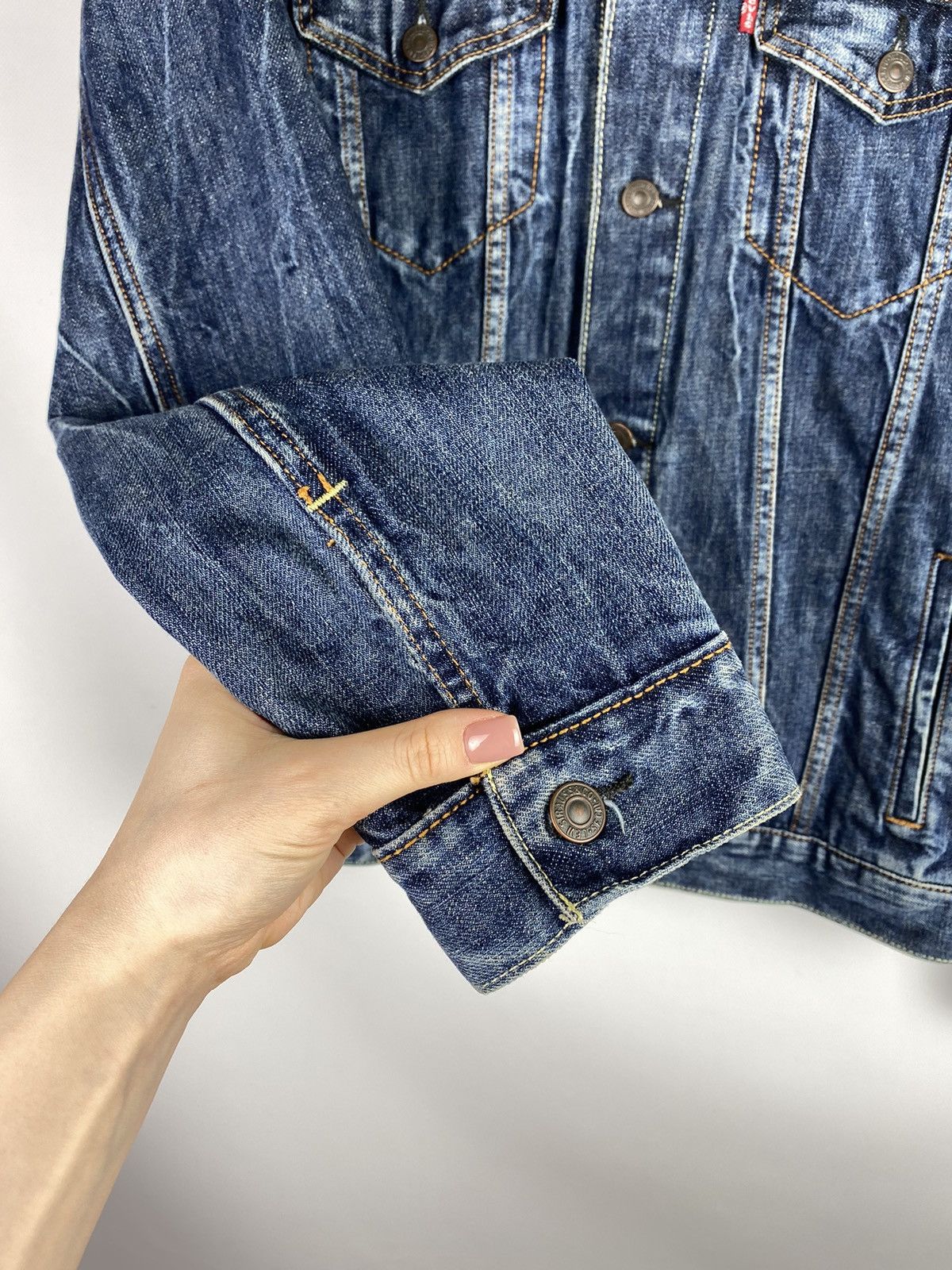 Levi's Levis men’s denim trucker jacket size L Size US L / EU 52-54 / 3 - 12 Thumbnail