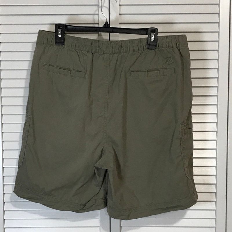 Other Magellan Outdoors Olive Green Cargo Fishing Shorts Men XL Size US 36 / EU 52 - 2 Thumbnail
