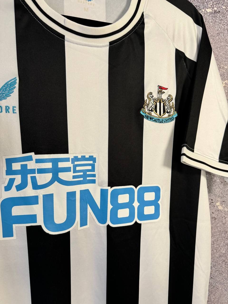 Castore × Vintage Vintage Newcastle United 2022/23 Castore Soccer Jersey Size US M / EU 48-50 / 2 - 7 Thumbnail