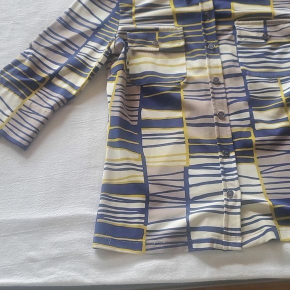 J.McLaughlin J. McLaughlin Short Sleeve Button Down Sz. XS Blouse Size XS / US 0-2 / IT 36-38 - 7 Thumbnail