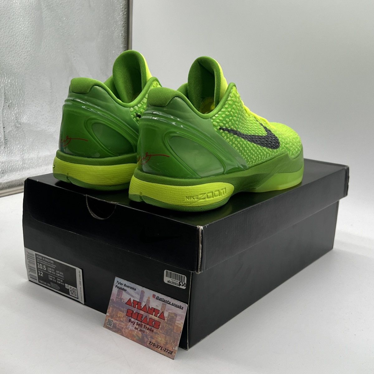 Nike Zoom Kobe 6 protro grinch Size US 10.5 / EU 43-44 - 5 Thumbnail