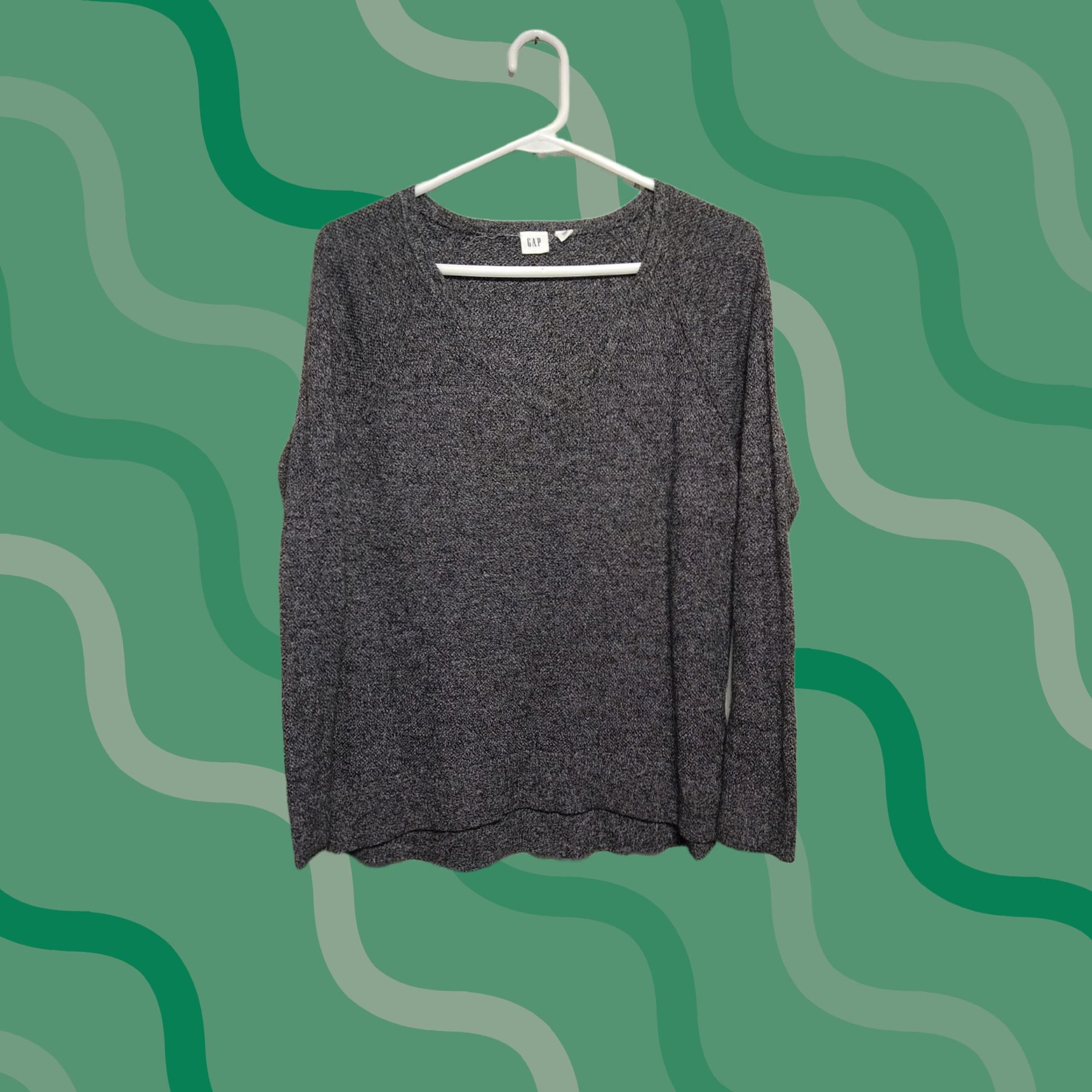 Gap Gap Womens Sweater M Merino Wool Extra Fine Wool Blend V-Neck Grey Size M / US 6-8 / IT 42-44 - 1 Thumbnail