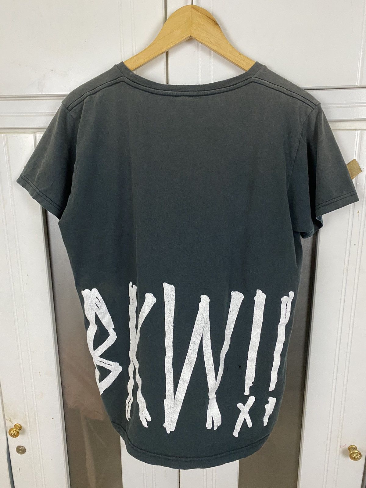 Band Tees × Japanese Brand × Vintage Vintage Japanese Band Oral Cigarettes Size US S / EU 44-46 / 1 - 2 Thumbnail