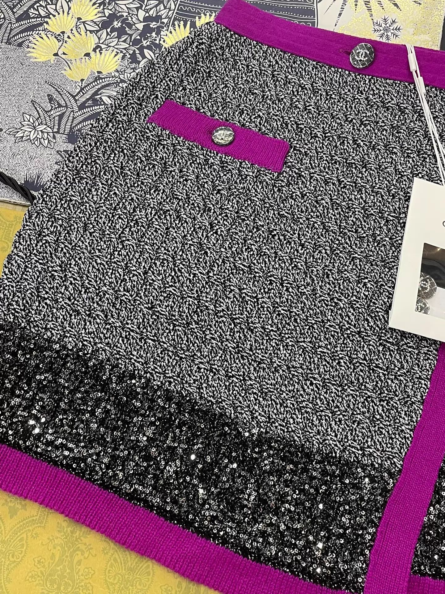 Chanel Chanel Purple-Gray Sequin Color-Blocked Skirt 38 Size 27" / US 4 / IT 40 - 2 Thumbnail