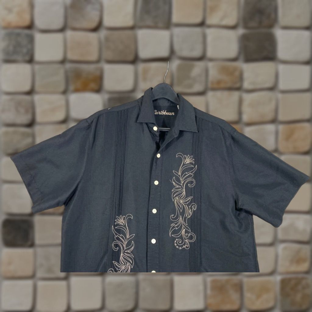 Vintage Caribbean Shirt Mens Large Black Embroidered Button-Up Short Sleeve Beach Hawaiian Casual 90s? Size US L / EU 52-54 / 3 - 1 Thumbnail