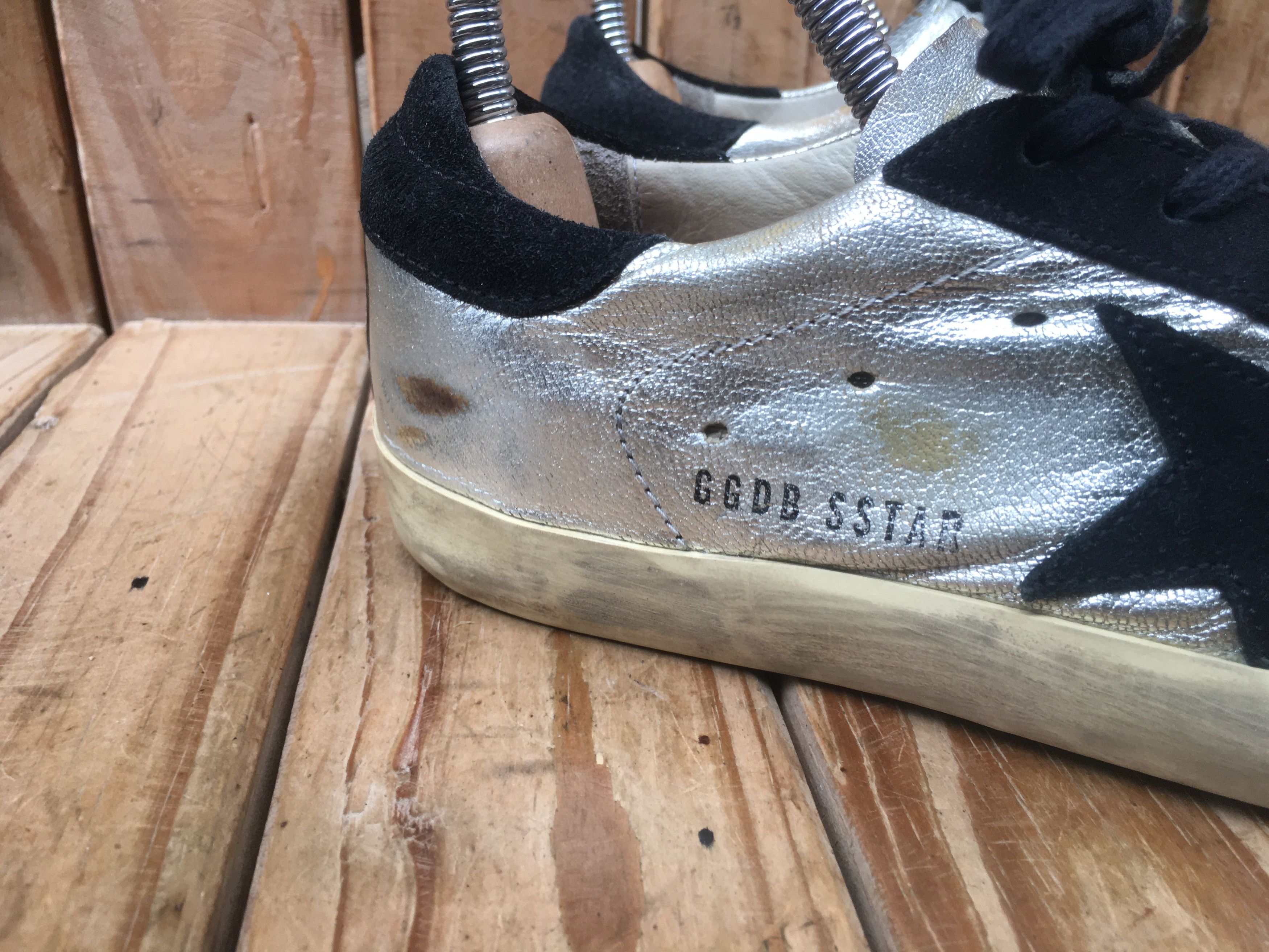 Golden Goose Golden Goose silver patent sneakers size UK 35 Size US 5 / IT 35 - 7 Thumbnail