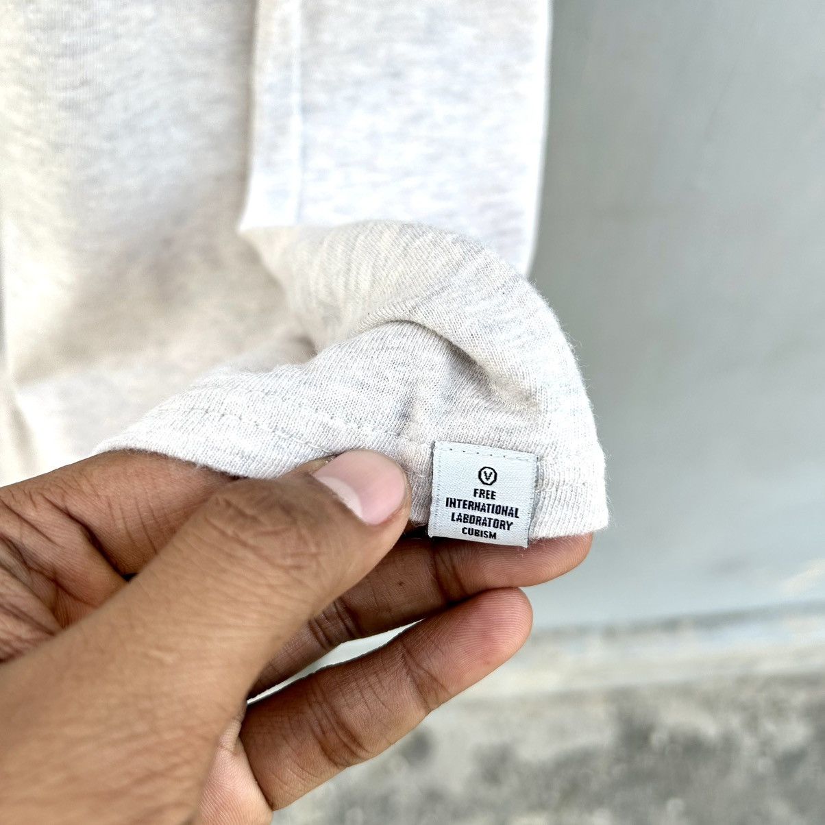 Visvim Vintage 2001 Visvim T-Shirt Navajo Blanket Pocket Size US L / EU 52-54 / 3 - 8 Thumbnail