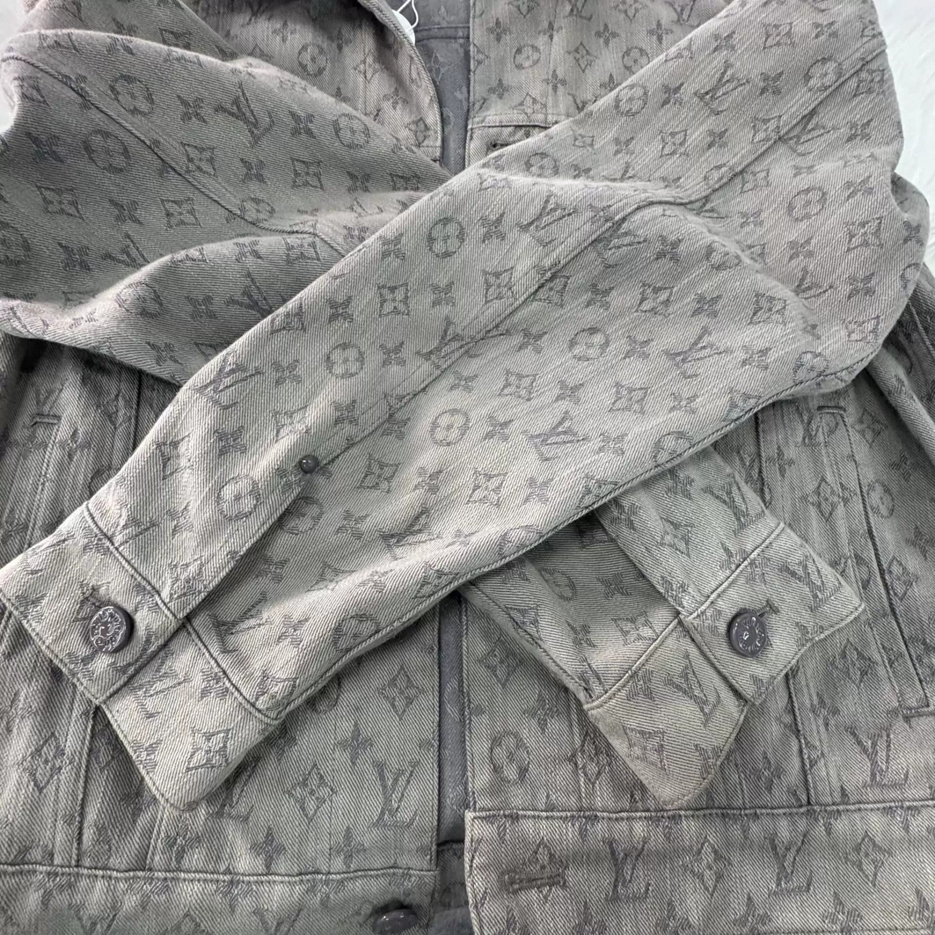 Louis Vuitton LV All-Over Print Denim Jacket Gray 48 Size US M / EU 48-50 / 2 - 4 Thumbnail