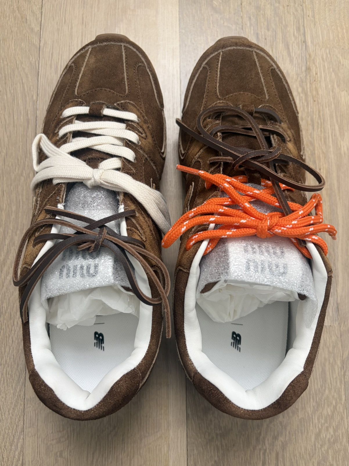 Miu Miu × New Balance New Balance X Miu Miu 530 SL Suede Sneakers Cinnamon Brown Size US 12 / IT 42 - 6 Thumbnail