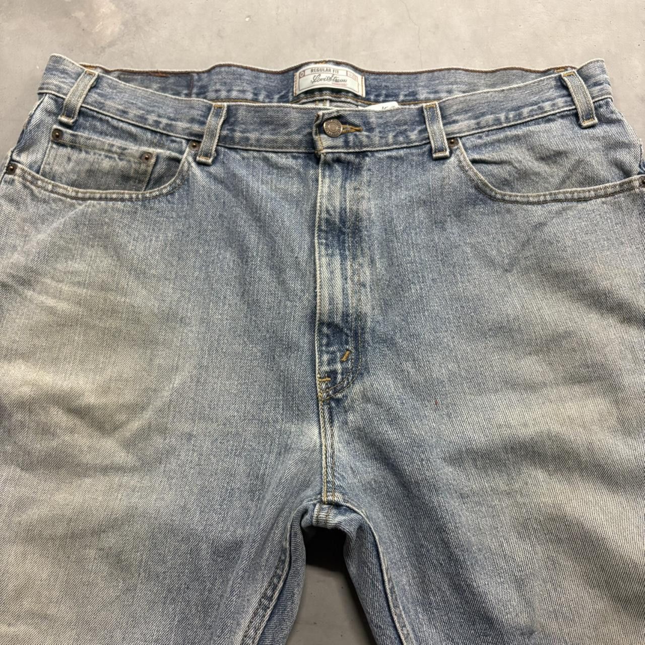 Levi's Crazy Vintage Y2K/2000s Baggy Levis Medium Blue Wash Denim Jeans! Size US 40 / EU 56 - 2 Thumbnail