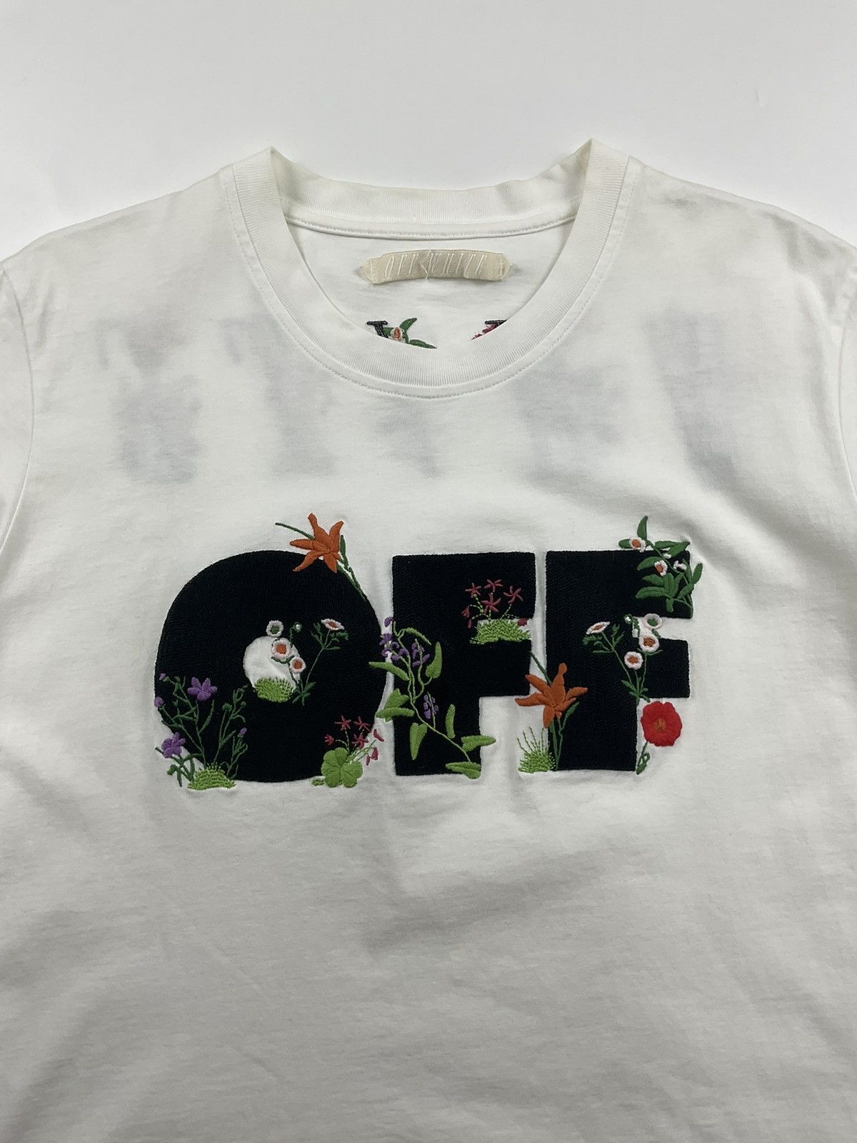 Off-White Off White Flower Embroidery Tee Size US S / EU 44-46 / 1 - 5 Thumbnail