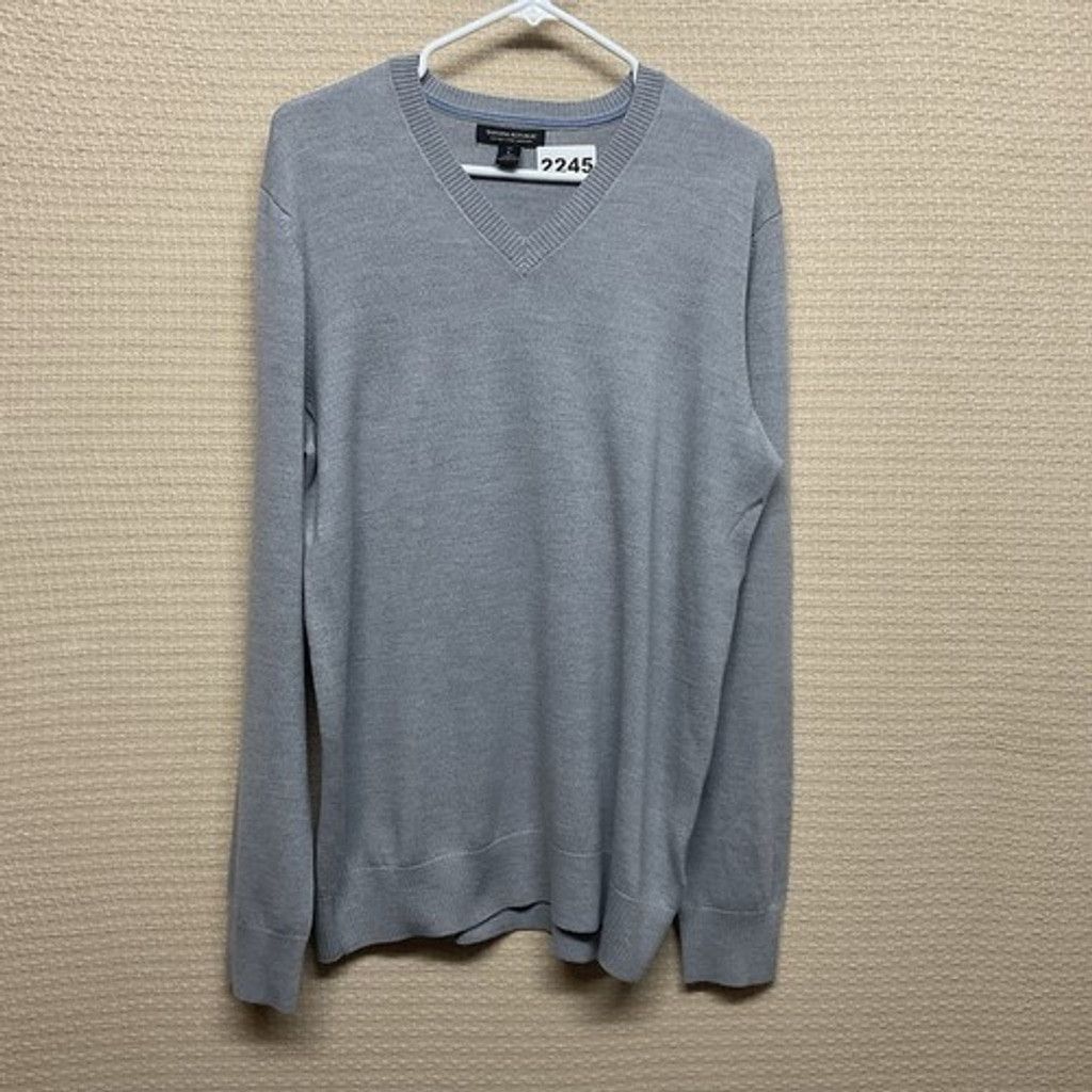 Banana Republic NWOT Banana Republic Gray Wool V-Neck Sweater Men Size L Size US L / EU 52-54 / 3 - 6 Thumbnail