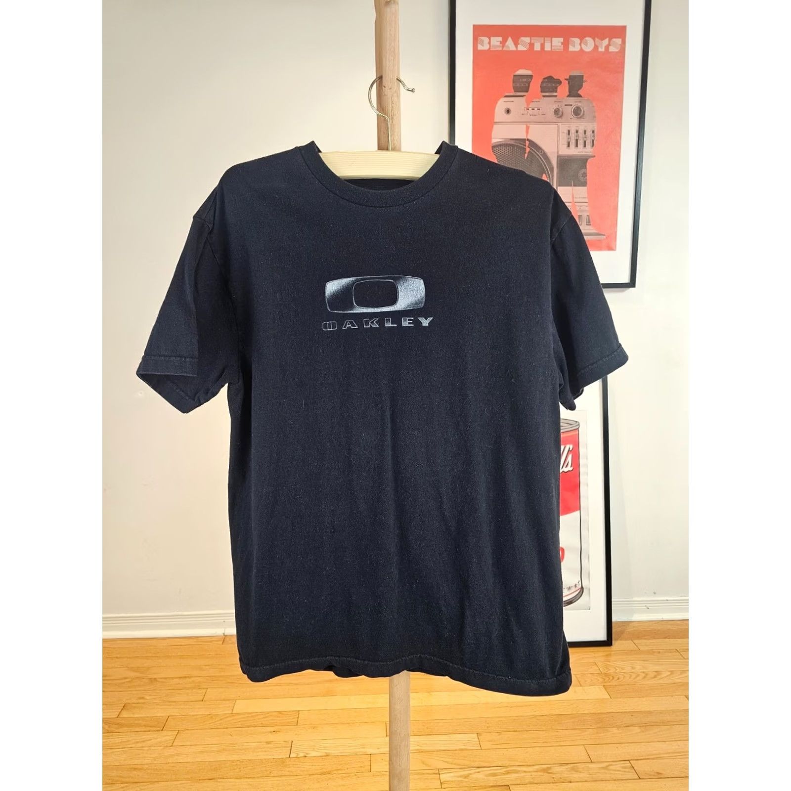 Oakley VINTAGE Y2K OAKLEY BLACK COTTON T-SHIRT SZ LARGE Size US L / EU 52-54 / 3 - 2 Thumbnail