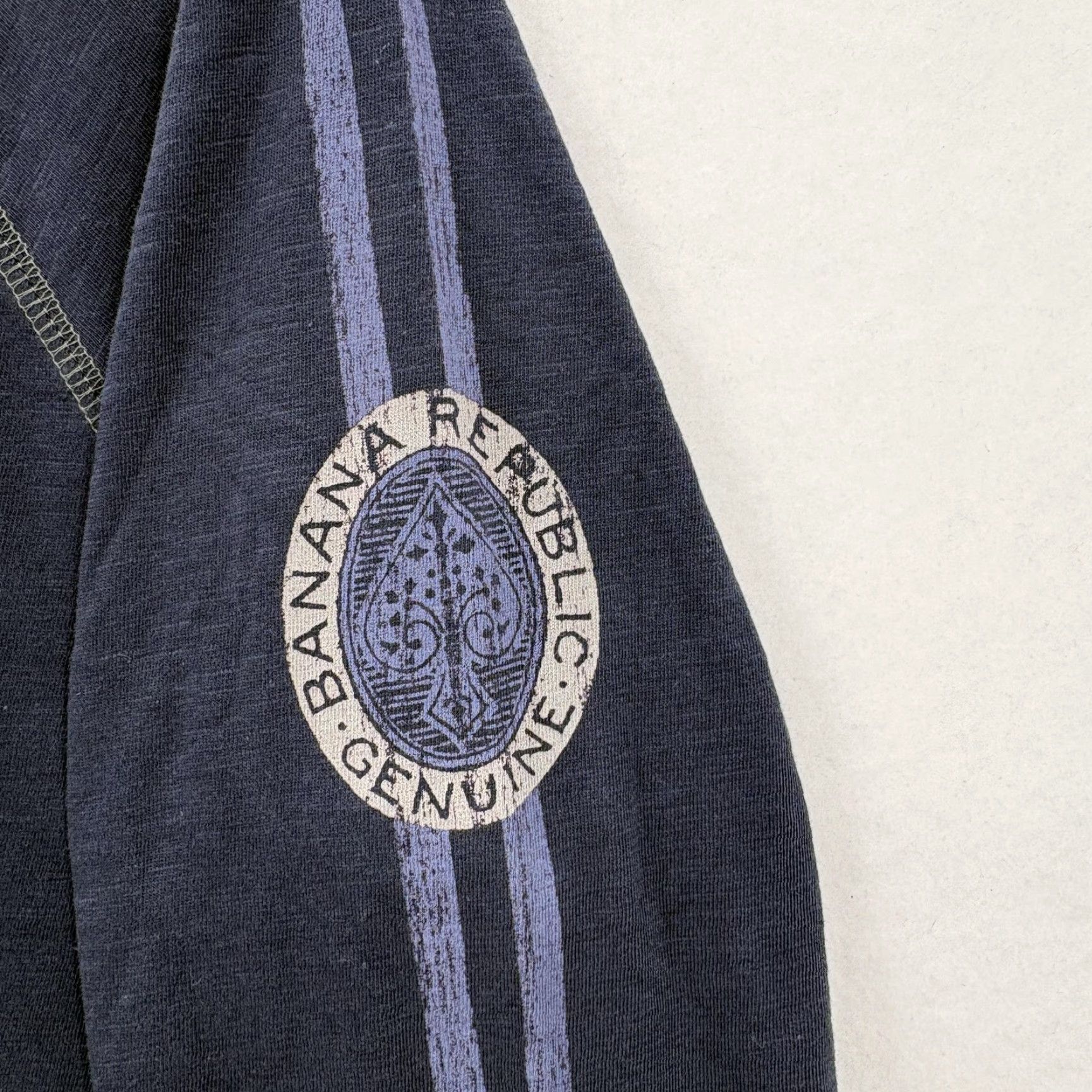 Banana Republic Banana Republic Shirt Mens Small Blue Long Sleeve Logo Stripe Crewneck Preppy Size US S / EU 44-46 / 1 - 3 Thumbnail