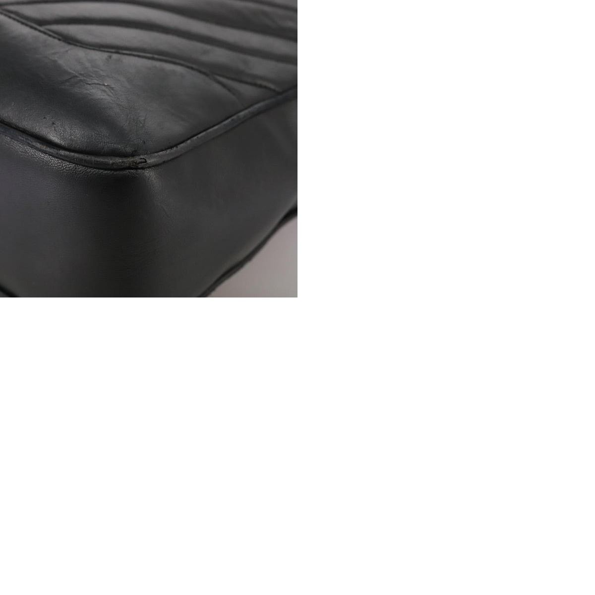 Chanel Chanel V Stitch Handbag Leather Black CC Size ONE SIZE - 4 Thumbnail
