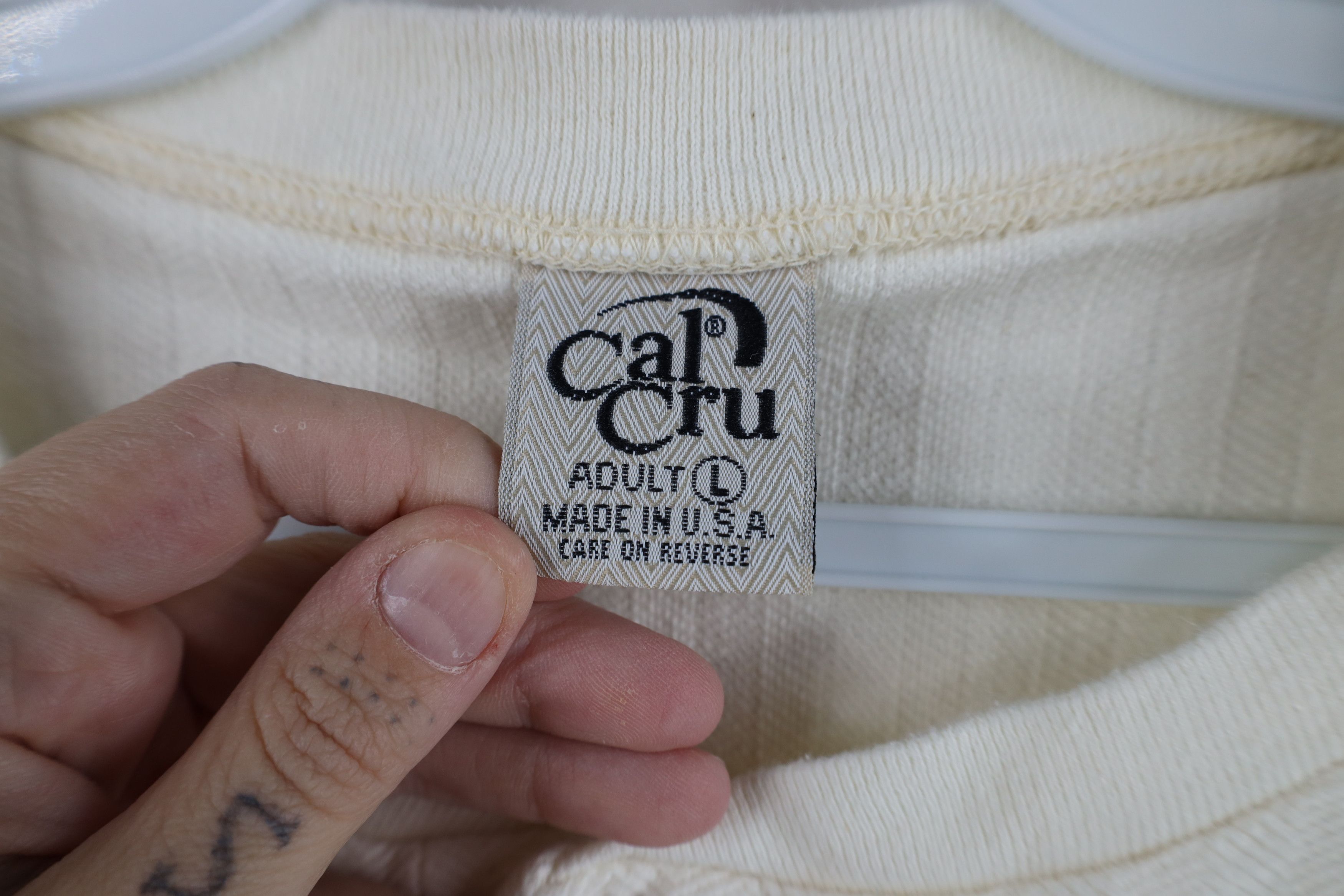 Vintage Vintage 90s Streetwear Health Diary Henley T-Shirt USA Size US L / EU 52-54 / 3 - 8 Thumbnail