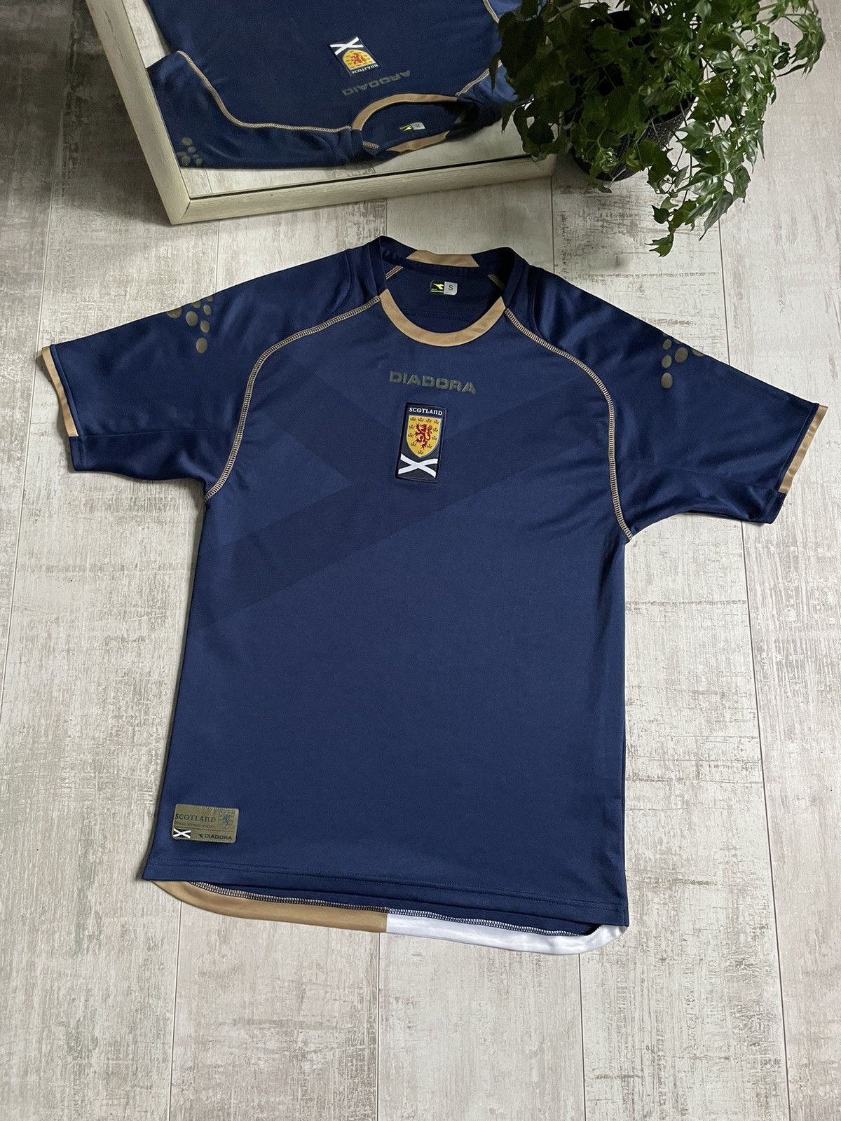Diadora Vintage Diadora Scotland 2007/2008 Football Shirt Size US S / EU 44-46 / 1 - 2 Thumbnail