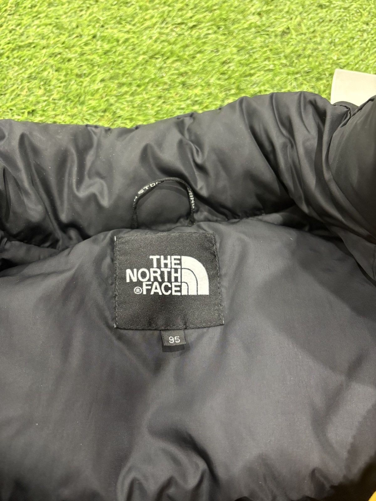 The North Face VINTAGE NORTH FACE 700 NUPTSE PUFFER JACKET Size US M / EU 48-50 / 2 - 4 Thumbnail