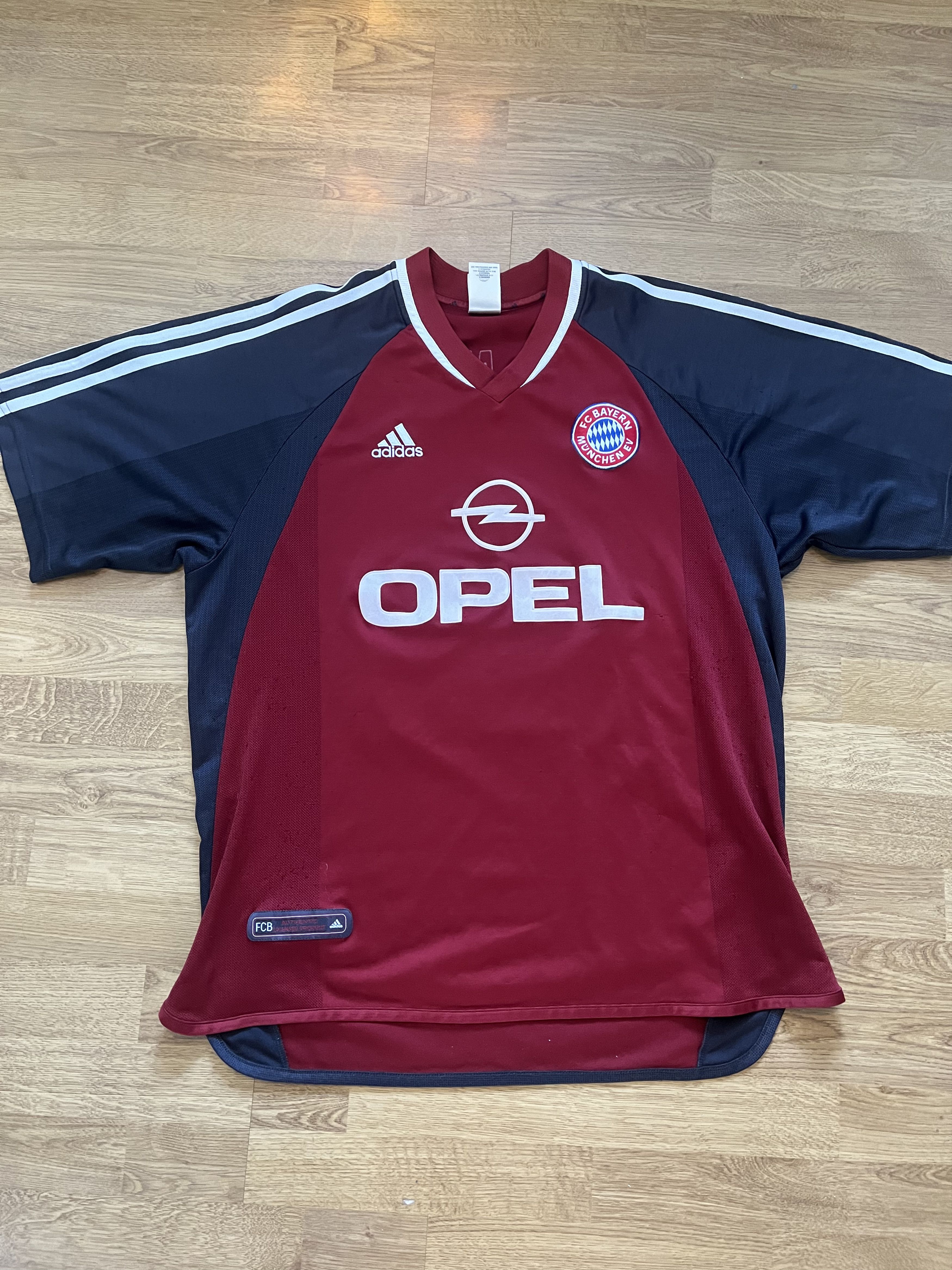 Adidas × Vintage Bayern Munich 90s vintage Opel football kit