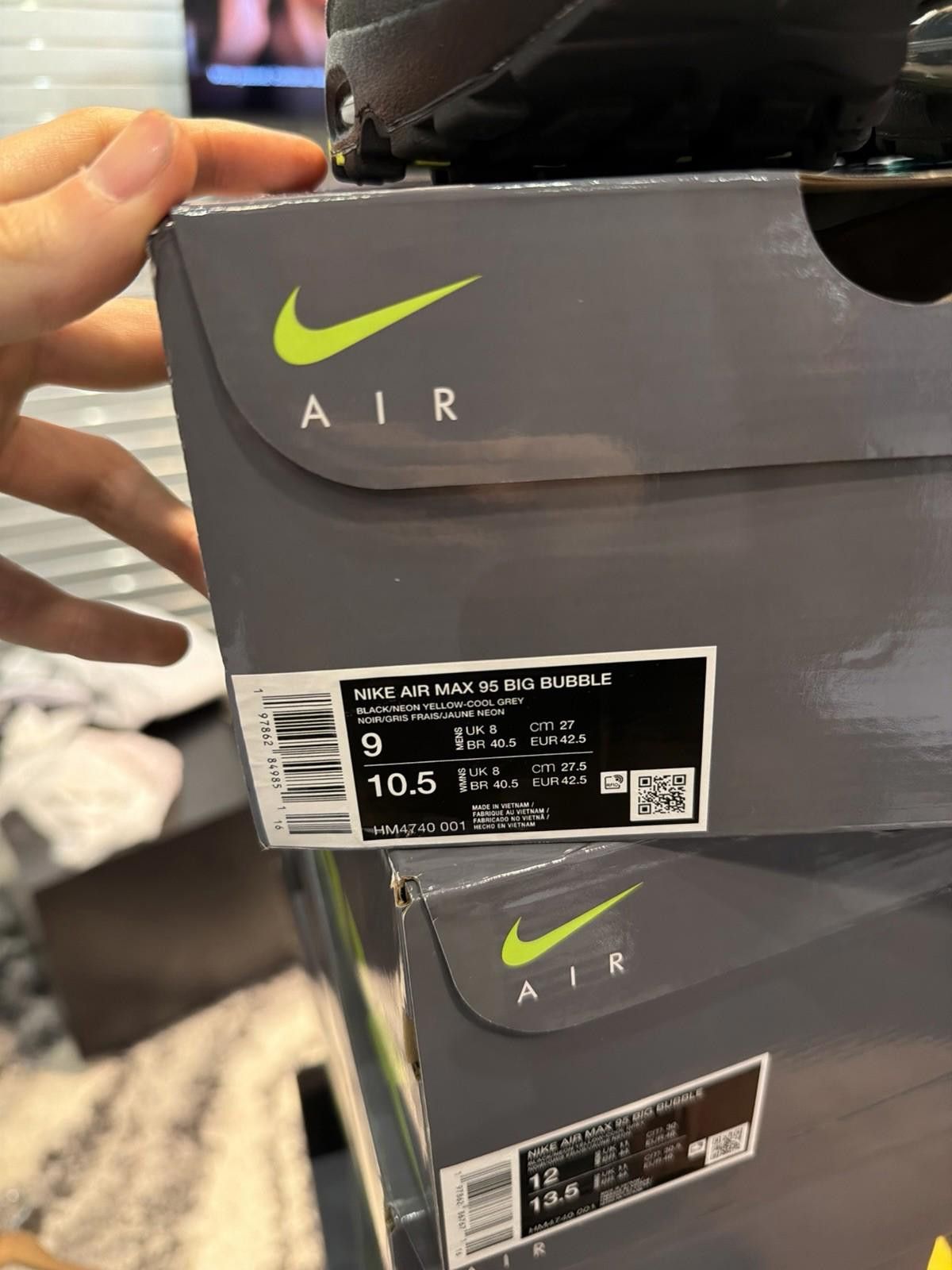 Nike Size 9 - Nike Air Max 95 OG 2025/2026 Neon (HM4740 001) Size US 9 / EU 42 - 11 Thumbnail