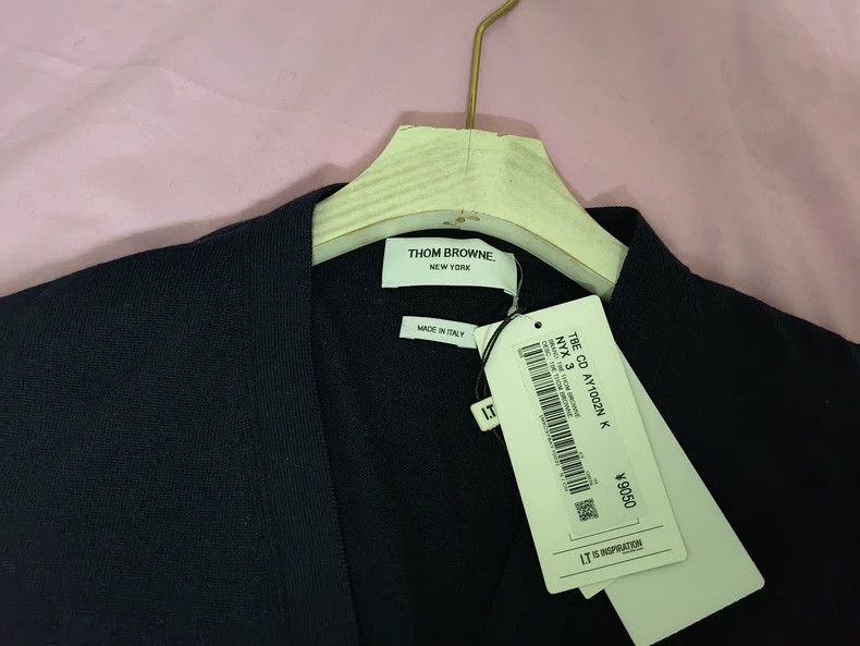 Thom Browne Thom Browne Classic wool knit cardigan Size US L / EU 52-54 / 3 - 3 Thumbnail