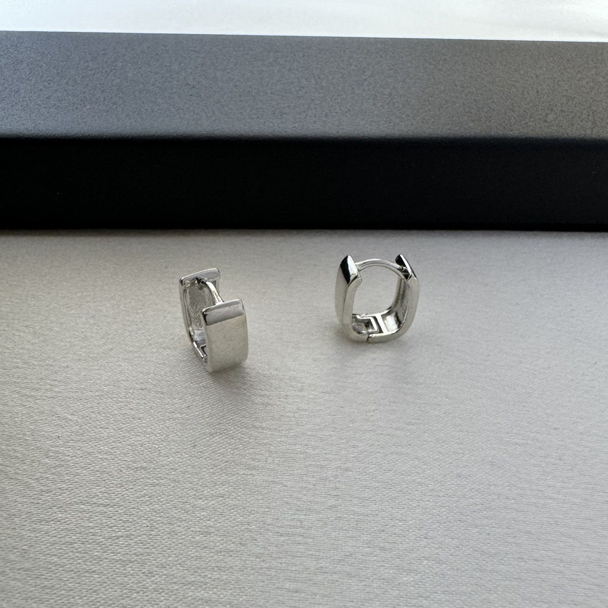 Other Geometric Square Small Hoop Earrings for Men Women Size ONE SIZE - 3 Thumbnail
